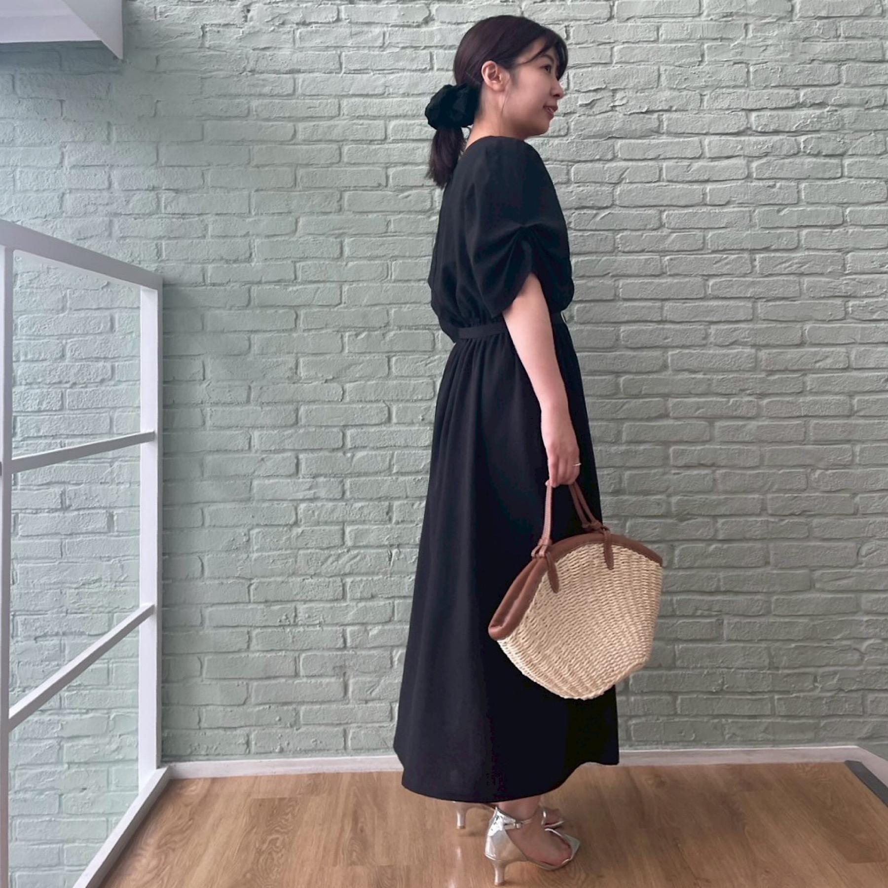 クチュール ブローチ Couture Brooch ウエストベルトVネックワンピース （グリーン(025)） グリーン(025)
