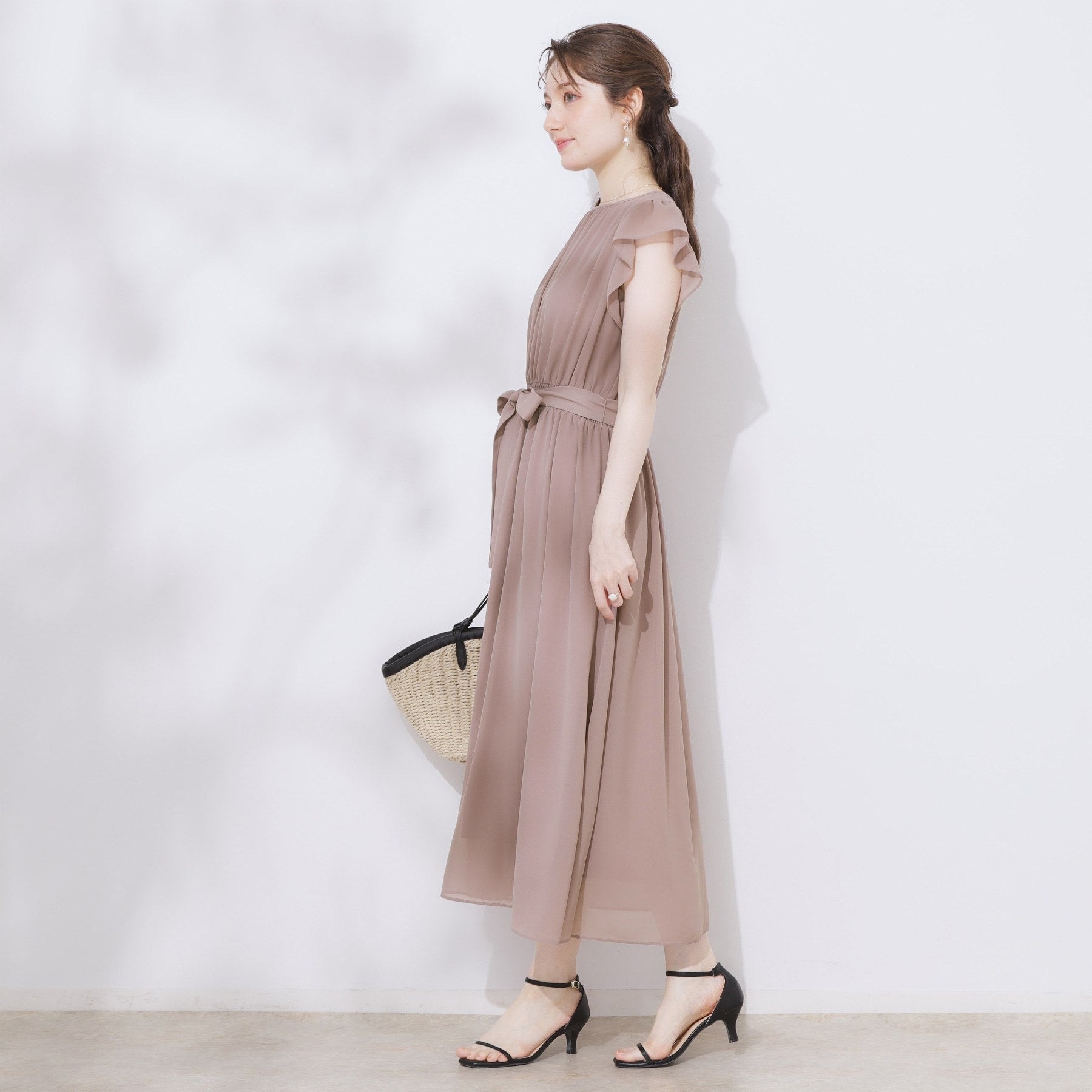 クチュール ブローチ Couture Brooch フリルスリーブワンピース （ブラック(119)） ブラック(119)