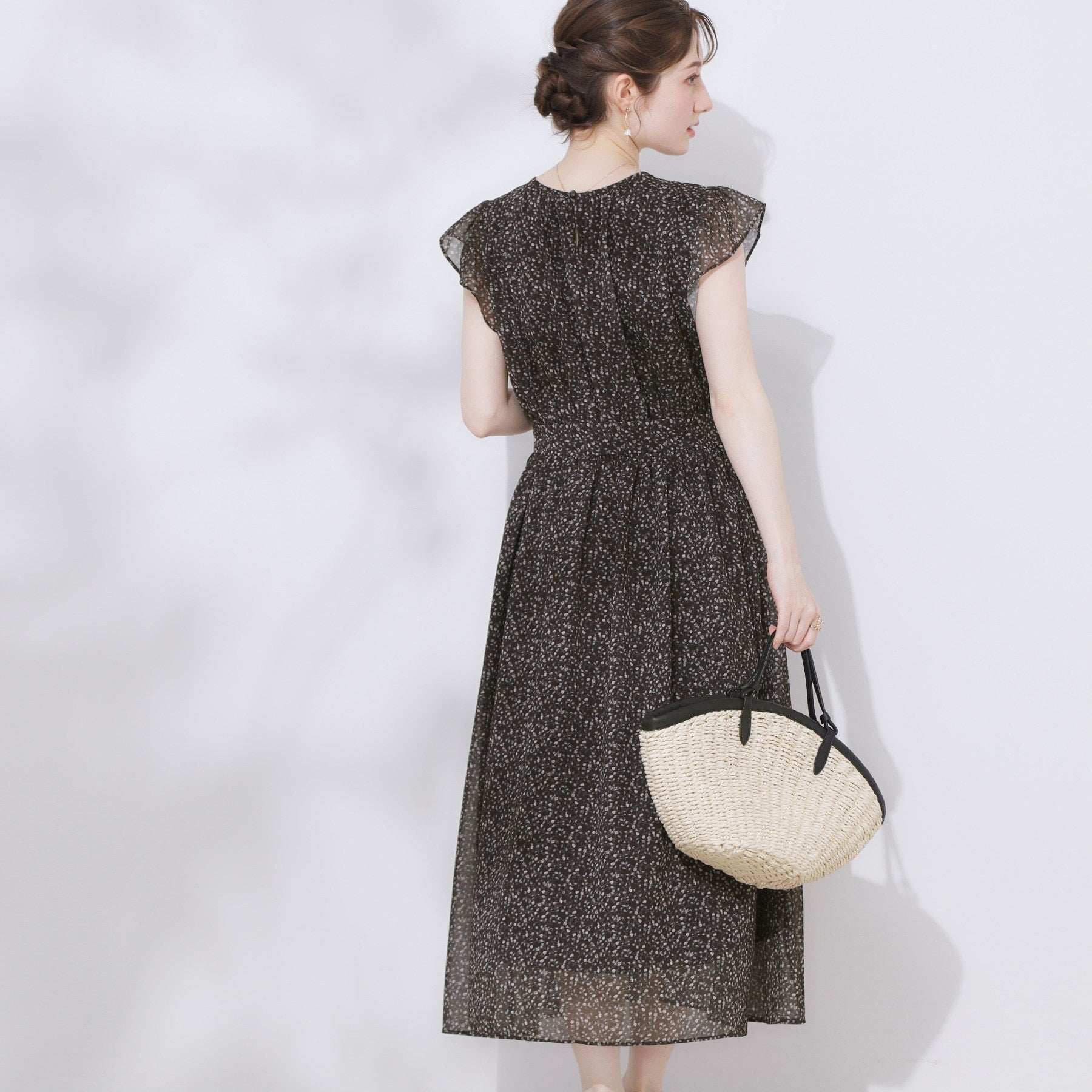 クチュール ブローチ Couture Brooch フリルスリーブワンピース （ブラック(119)） ブラック(119)