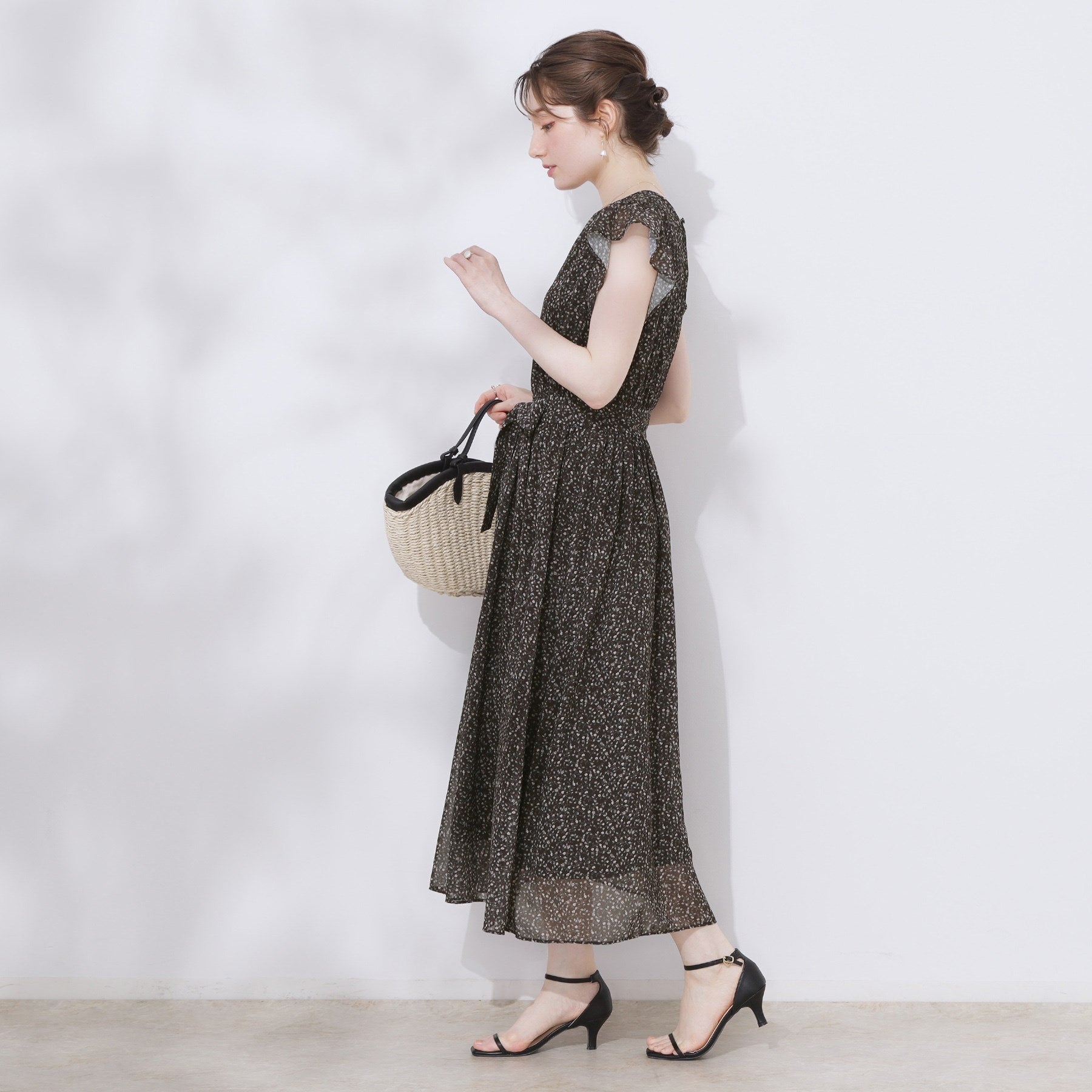 クチュール ブローチ Couture Brooch フリルスリーブワンピース （ブラック(119)） ブラック(119)