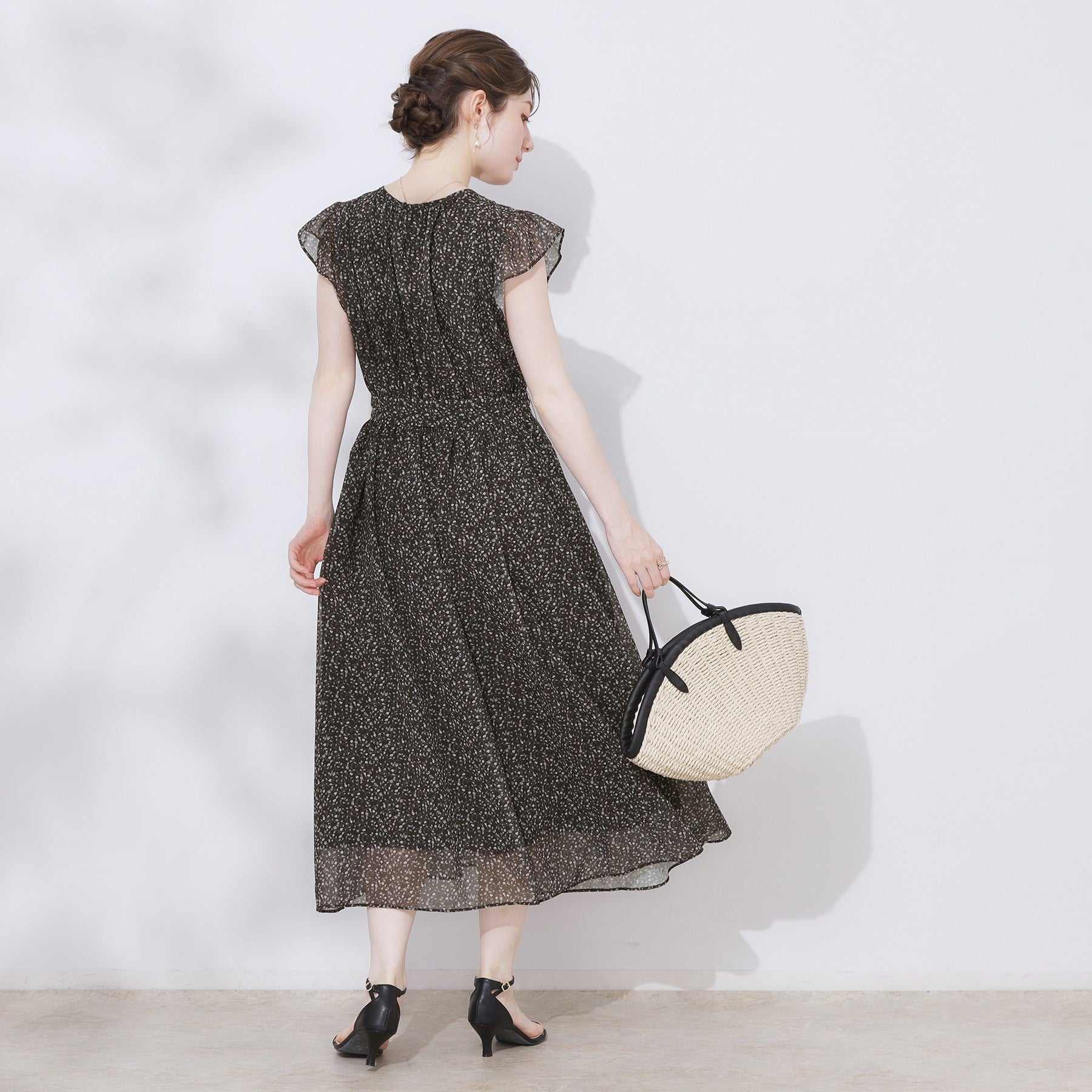 クチュール ブローチ Couture Brooch フリルスリーブワンピース （ブラック(119)） ブラック(119)