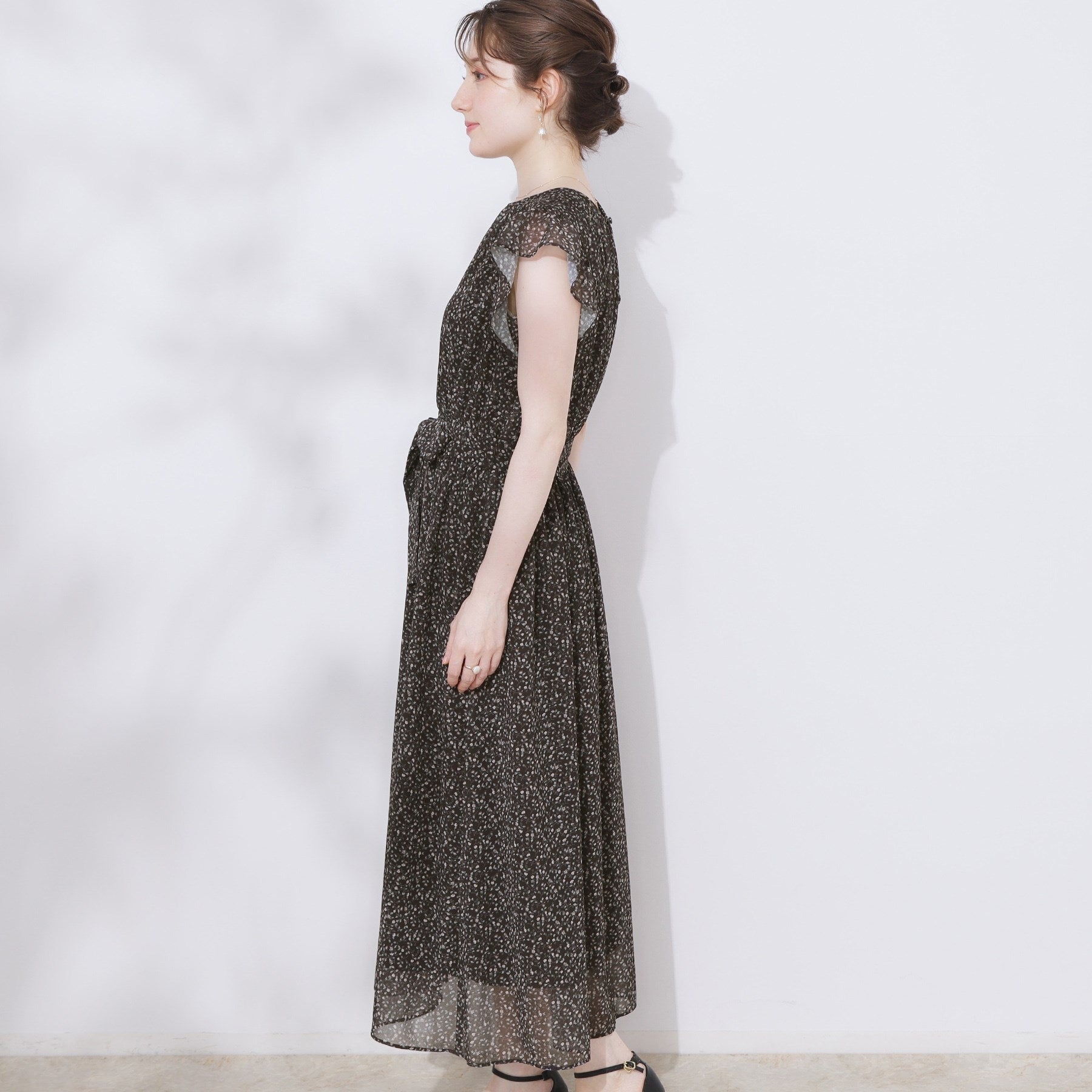 クチュール ブローチ Couture Brooch フリルスリーブワンピース （ブラック(119)） ブラック(119)