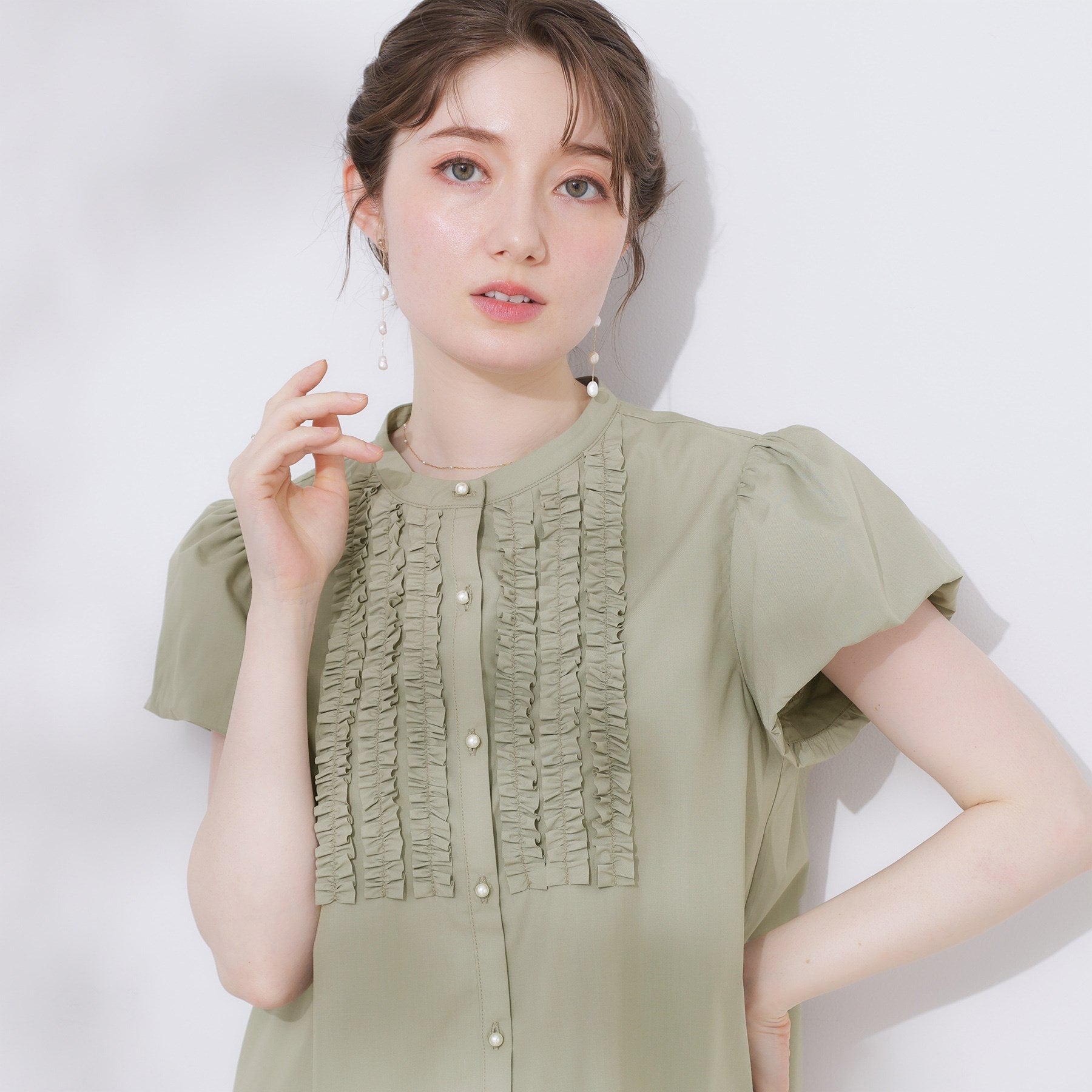 クチュール ブローチ Couture Brooch フロントフリルシャツ （グリーン(025)） グリーン(025)