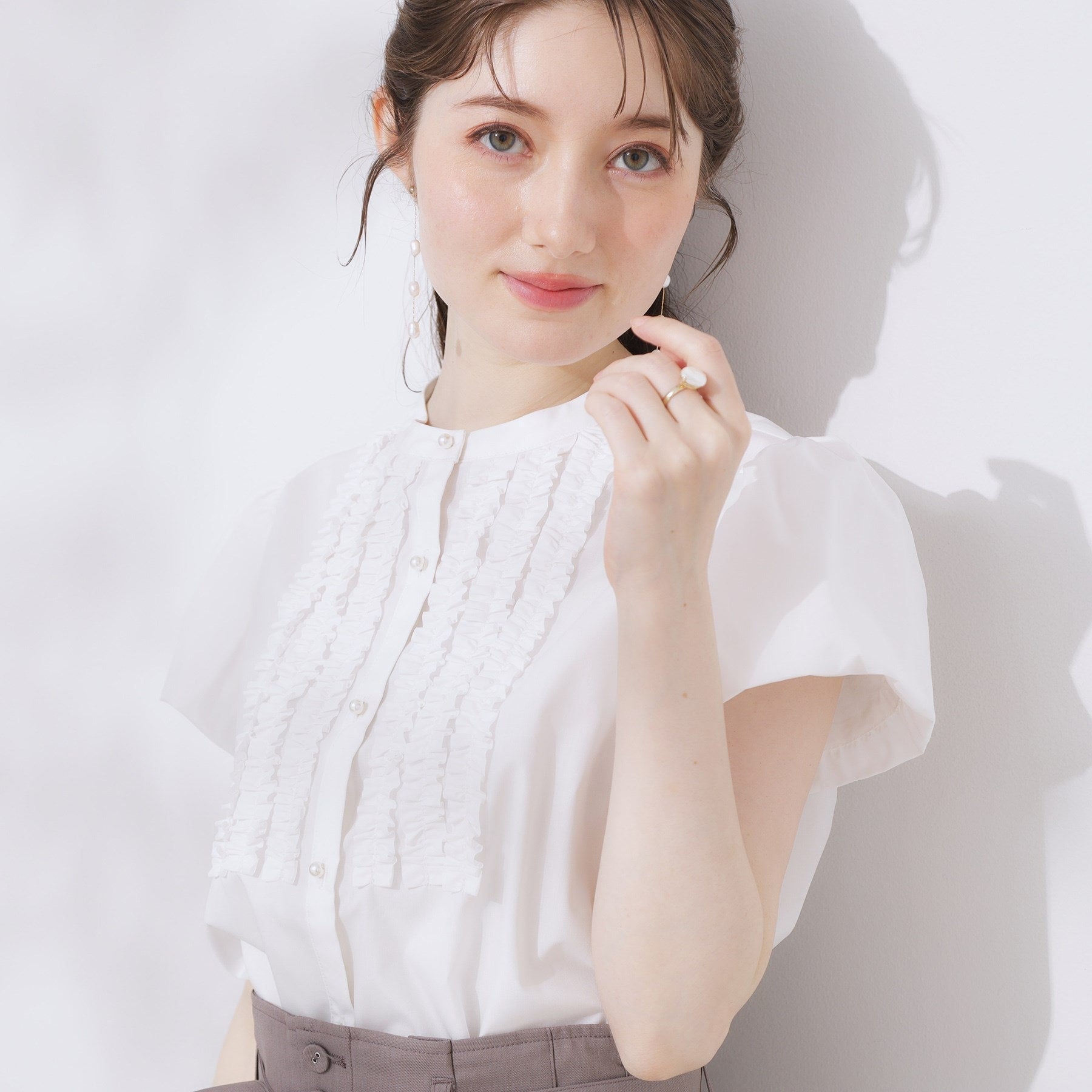 クチュール ブローチ Couture Brooch フロントフリルシャツ （グリーン(025)） グリーン(025)