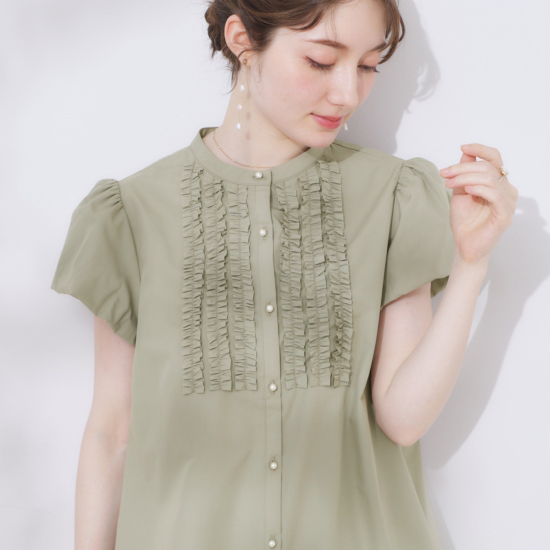 クチュール ブローチ Couture Brooch フロントフリルシャツ （グリーン(025)） グリーン(025)