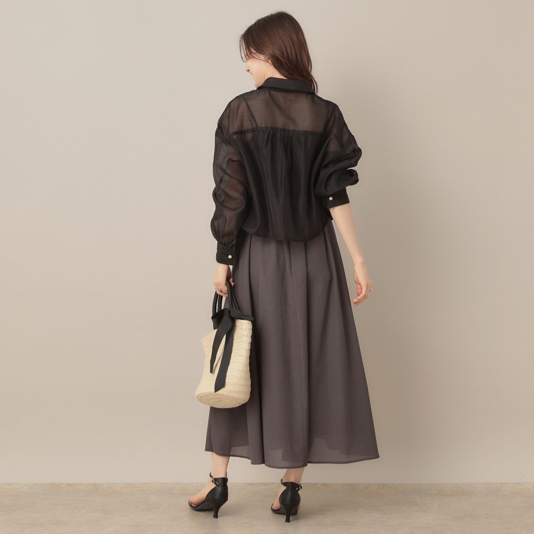 クチュール ブローチ Couture Brooch パール調ボタンシアーシャツ （グレー(012)） グレー(012)
