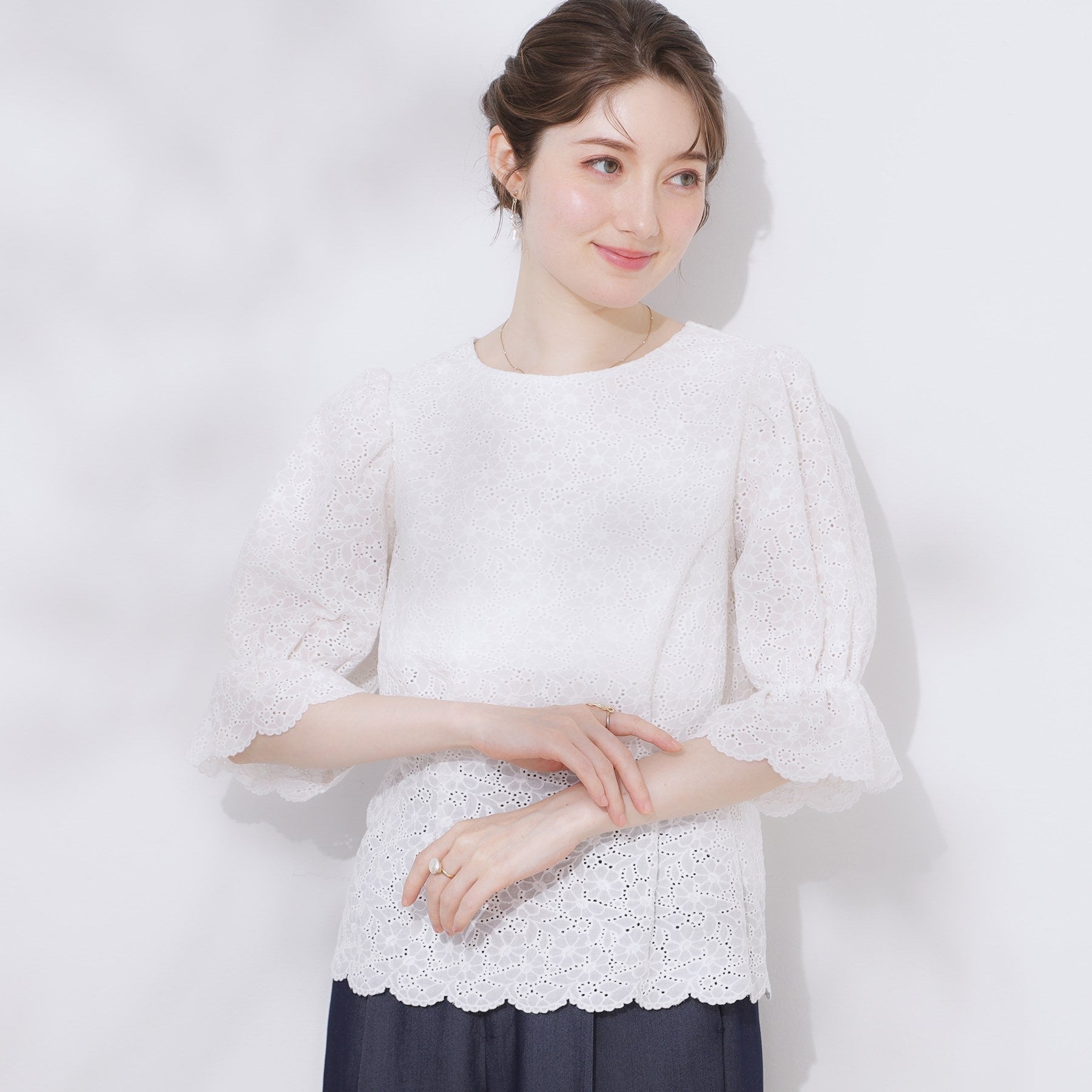 クチュール ブローチ Couture Brooch バックレースアップ カットワークレースブラウス （ブラック(019)） ブラック(019)
