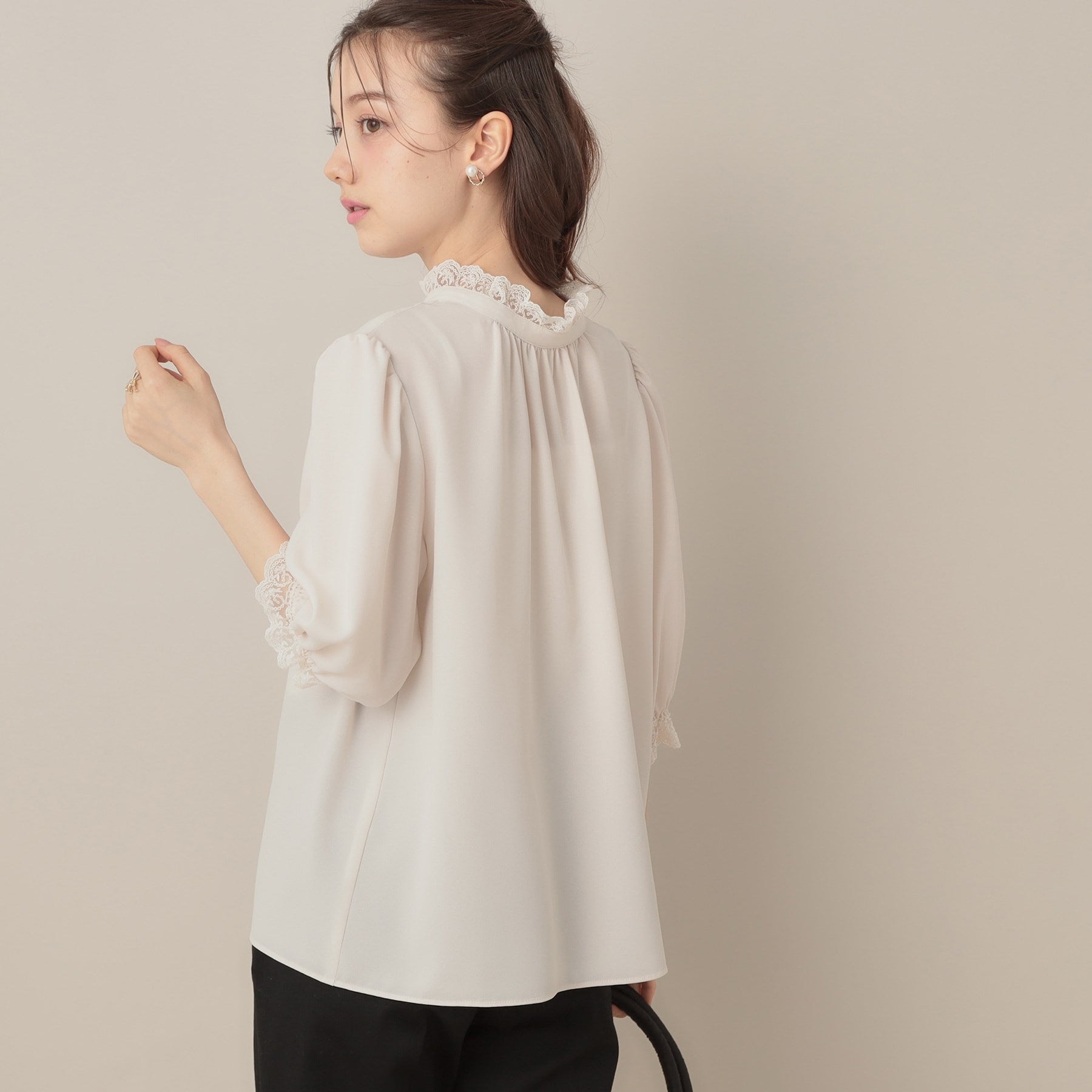 クチュール ブローチ Couture Brooch エンブロレース前後2WAYブラウス （ブラック(019)） ブラック(019)