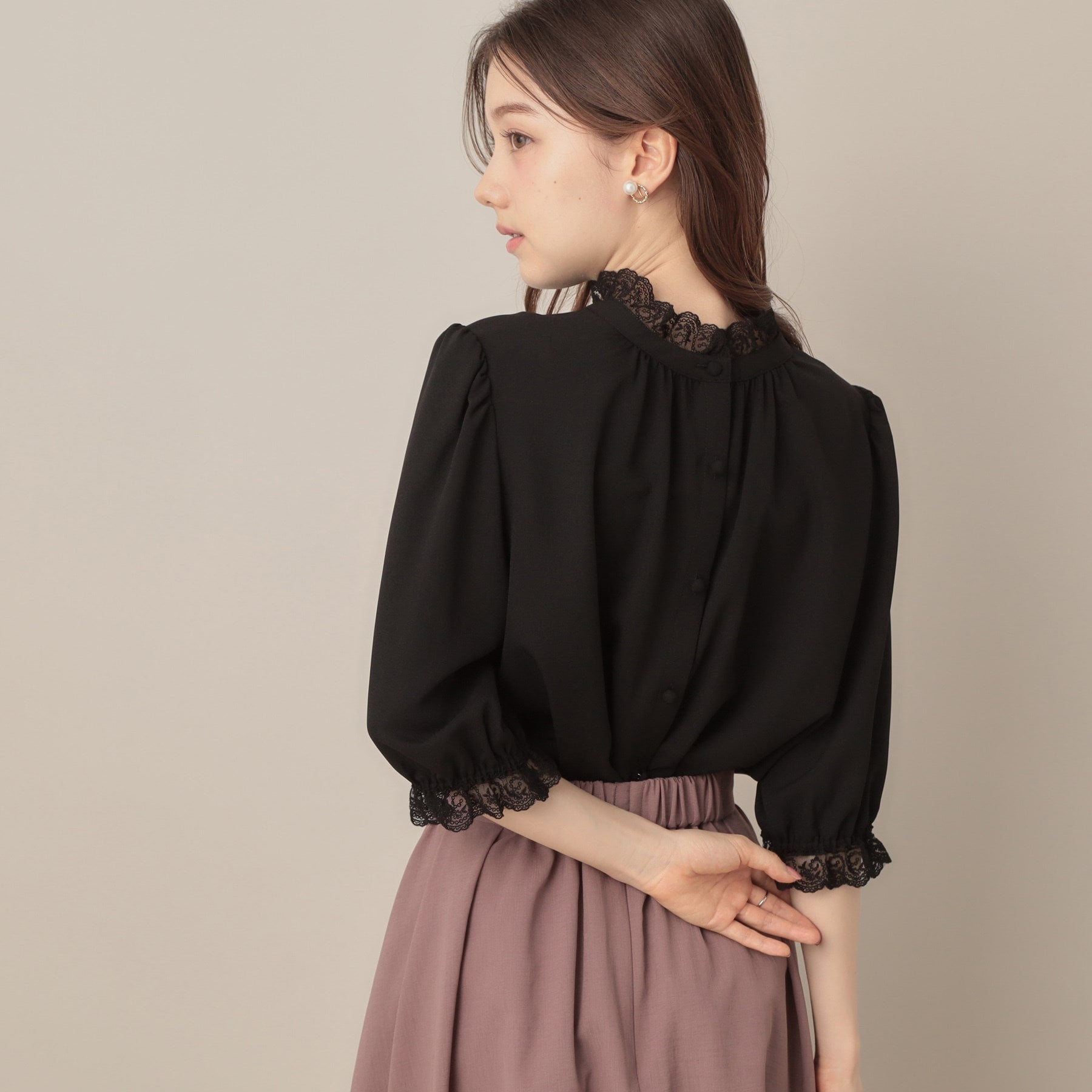 クチュール ブローチ Couture Brooch エンブロレース前後2WAYブラウス （ブラック(019)） ブラック(019)