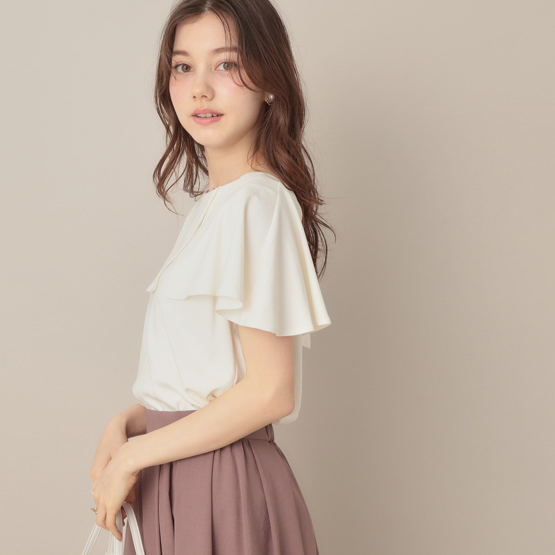 クチュール ブローチ Couture Brooch 2WAYケープデザインカットソー （ピンクベージュ(053)） ピンクベージュ(053)