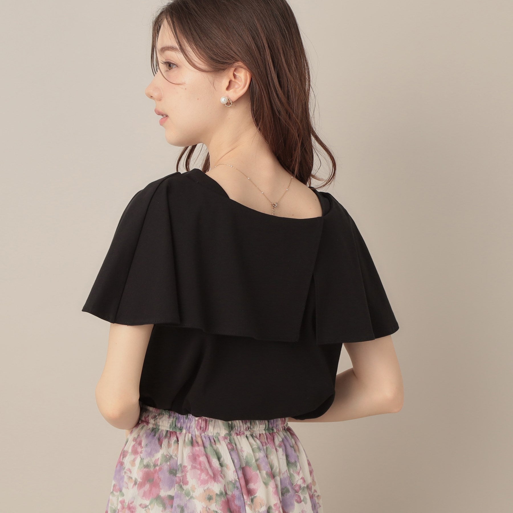 クチュール ブローチ Couture Brooch 2WAYケープデザインカットソー （ピンクベージュ(053)） ピンクベージュ(053)