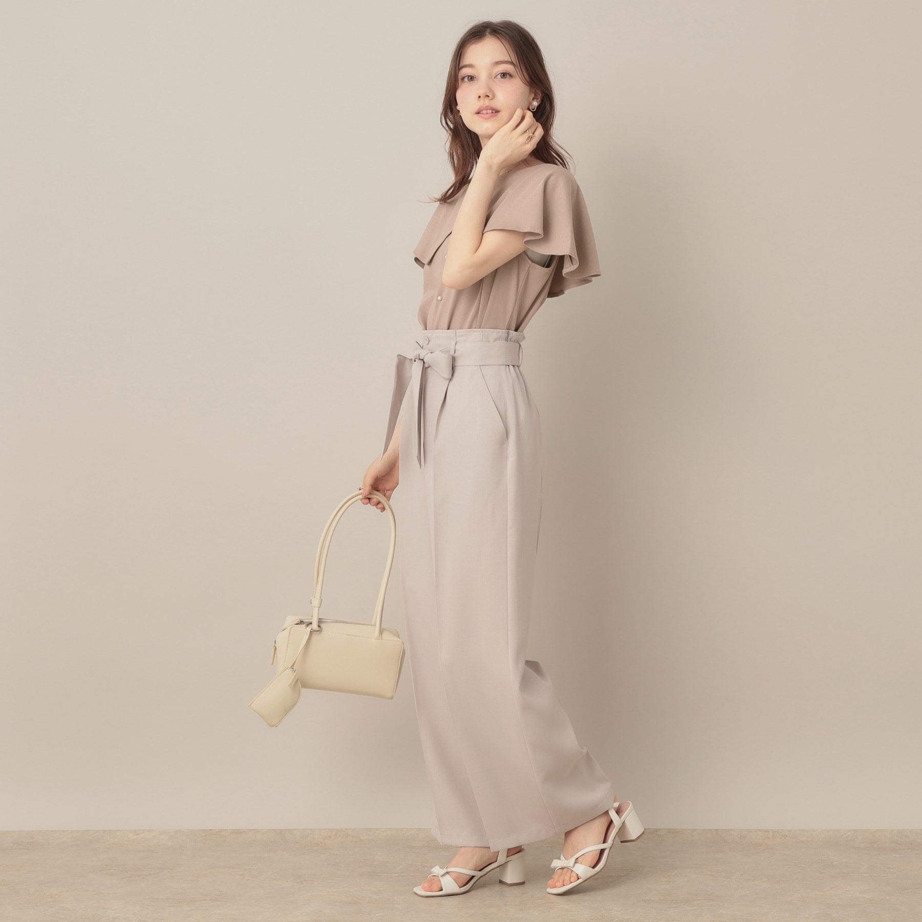 クチュール ブローチ Couture Brooch 2WAYケープデザインカットソー （ピンクベージュ(053)） ピンクベージュ(053)