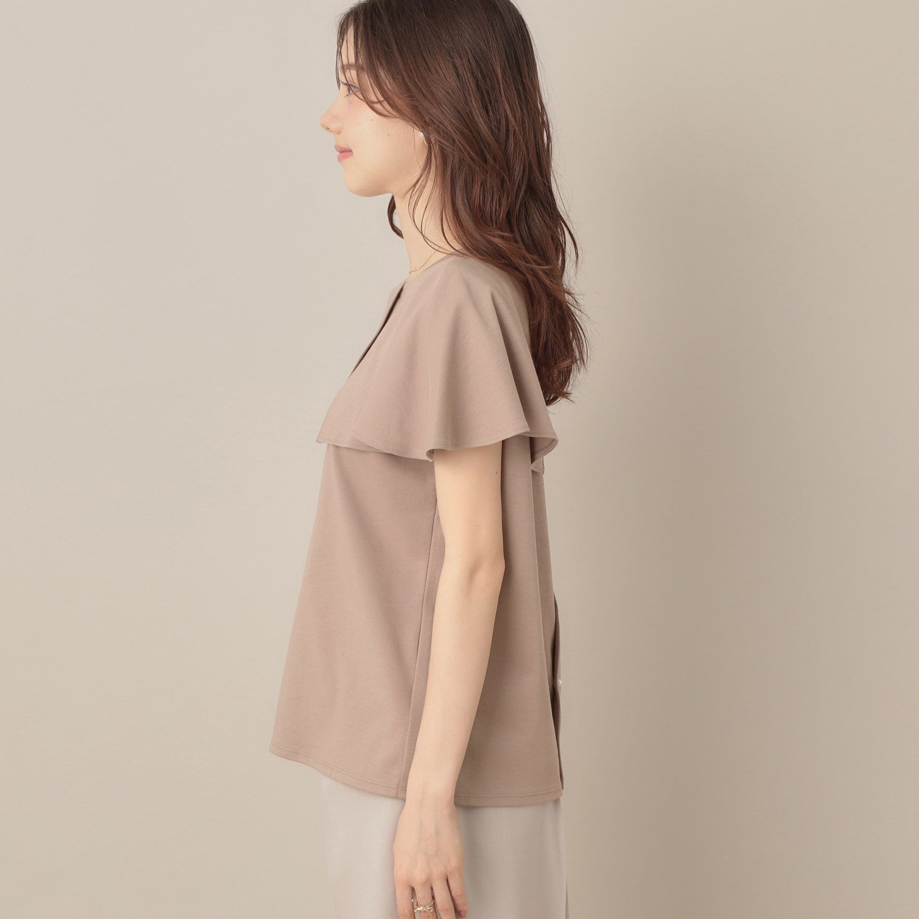 クチュール ブローチ Couture Brooch 2WAYケープデザインカットソー （ピンクベージュ(053)） ピンクベージュ(053)