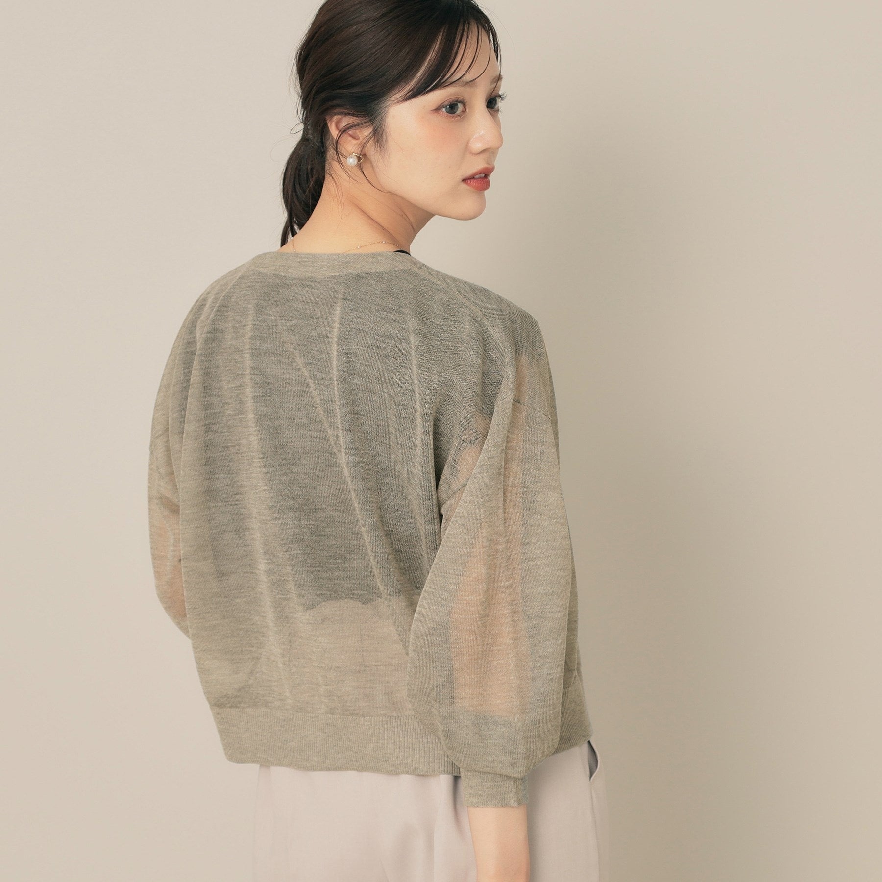 クチュール ブローチ Couture Brooch ダブルパール調 LEVITAカーディ （チャコールグレー(013)） チャコールグレー(013)