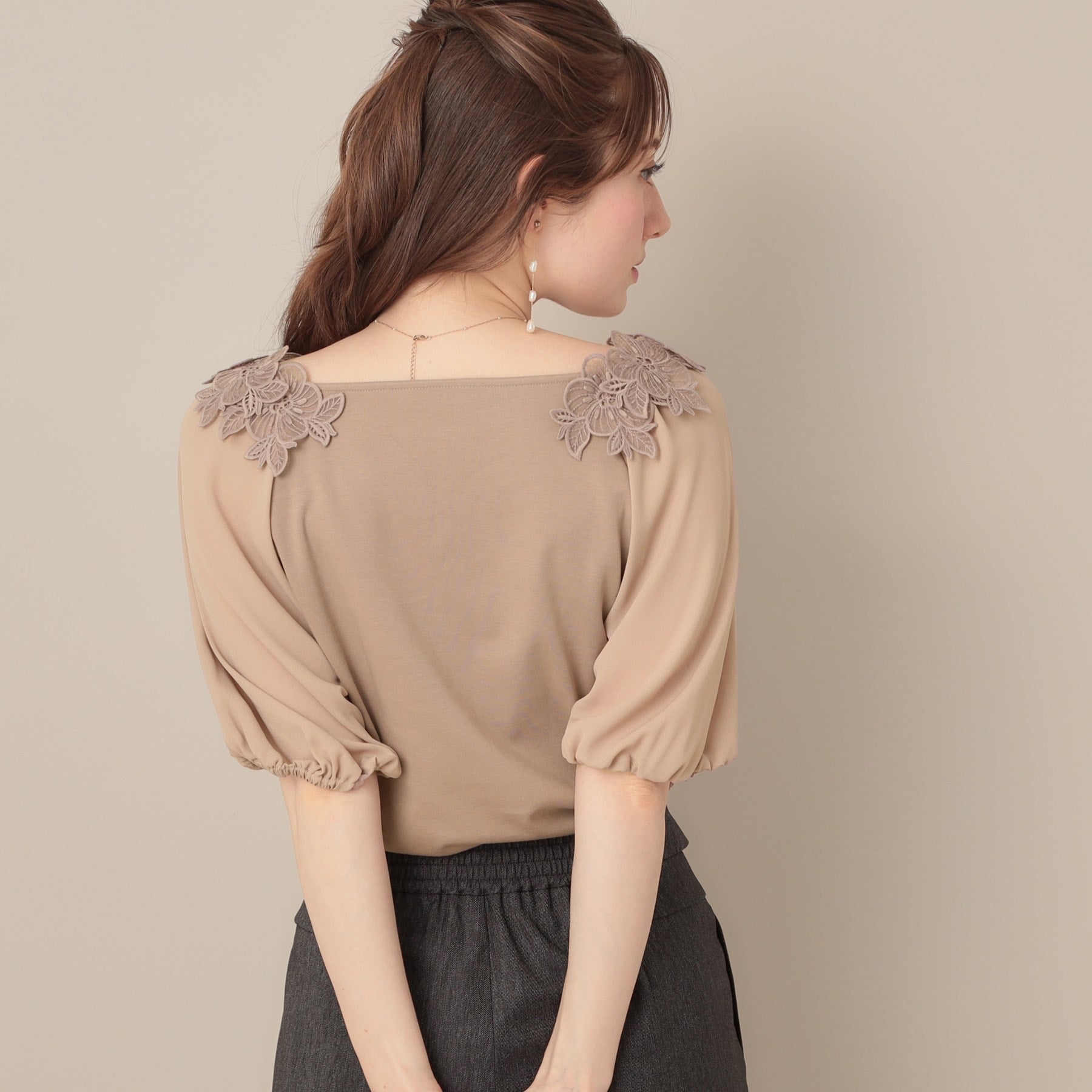 クチュール ブローチ Couture Brooch ラグランレースドッキングカットソー （オフホワイト(003)） オフホワイト(003)