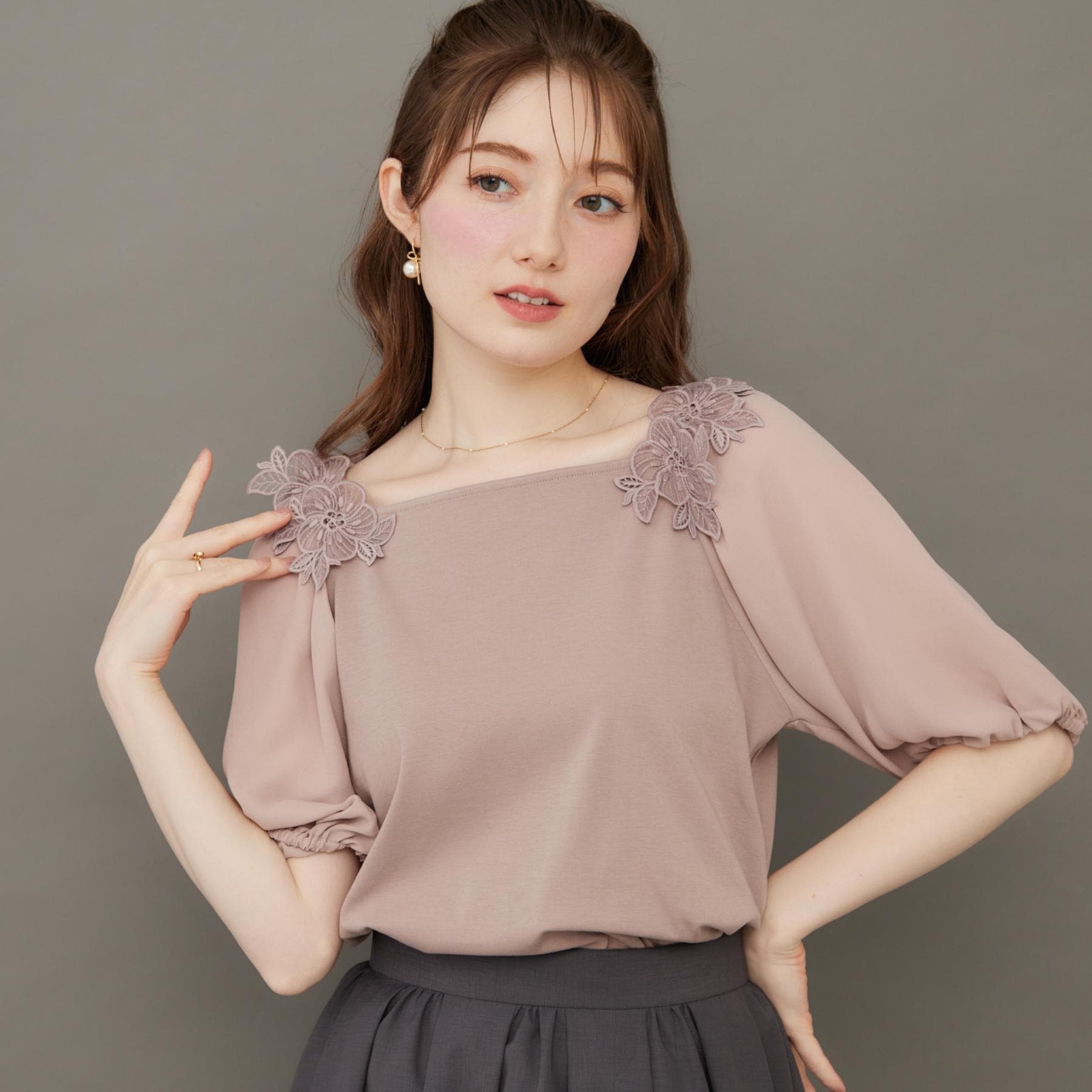 クチュール ブローチ Couture Brooch ラグランレースドッキングカットソー （ピンクベージュ(053)） ピンクベージュ(053)