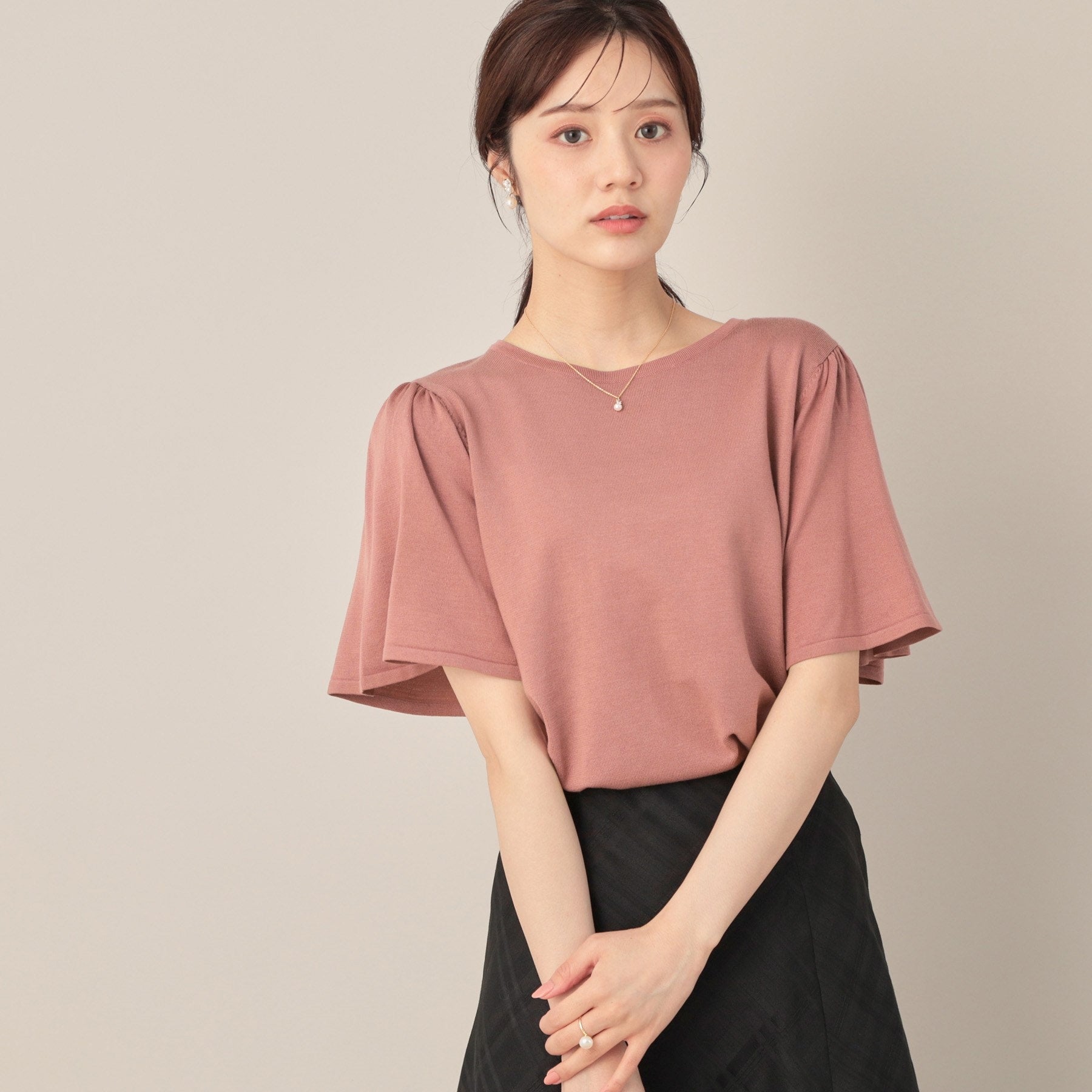 クチュール ブローチ Couture Brooch 【フェミニン・5分袖・通勤】配色フレアスリーブニット （オフホワイト(503)） オフホワイト(503)