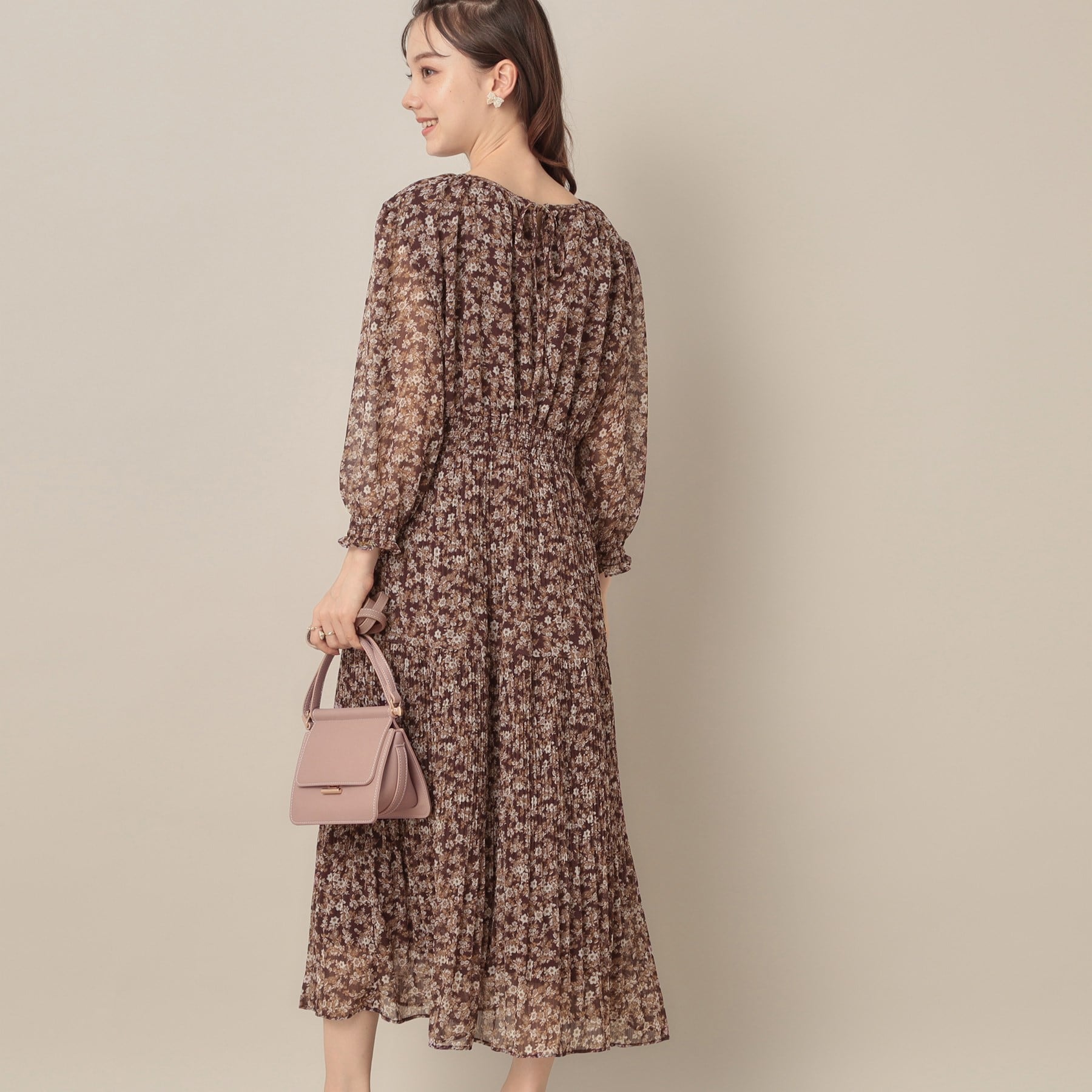 クチュール ブローチ Couture Brooch 【一枚で着映える・花柄・通勤】シフォン楊柳小花ワンピース （ボルドー(164)） ボルドー(164)