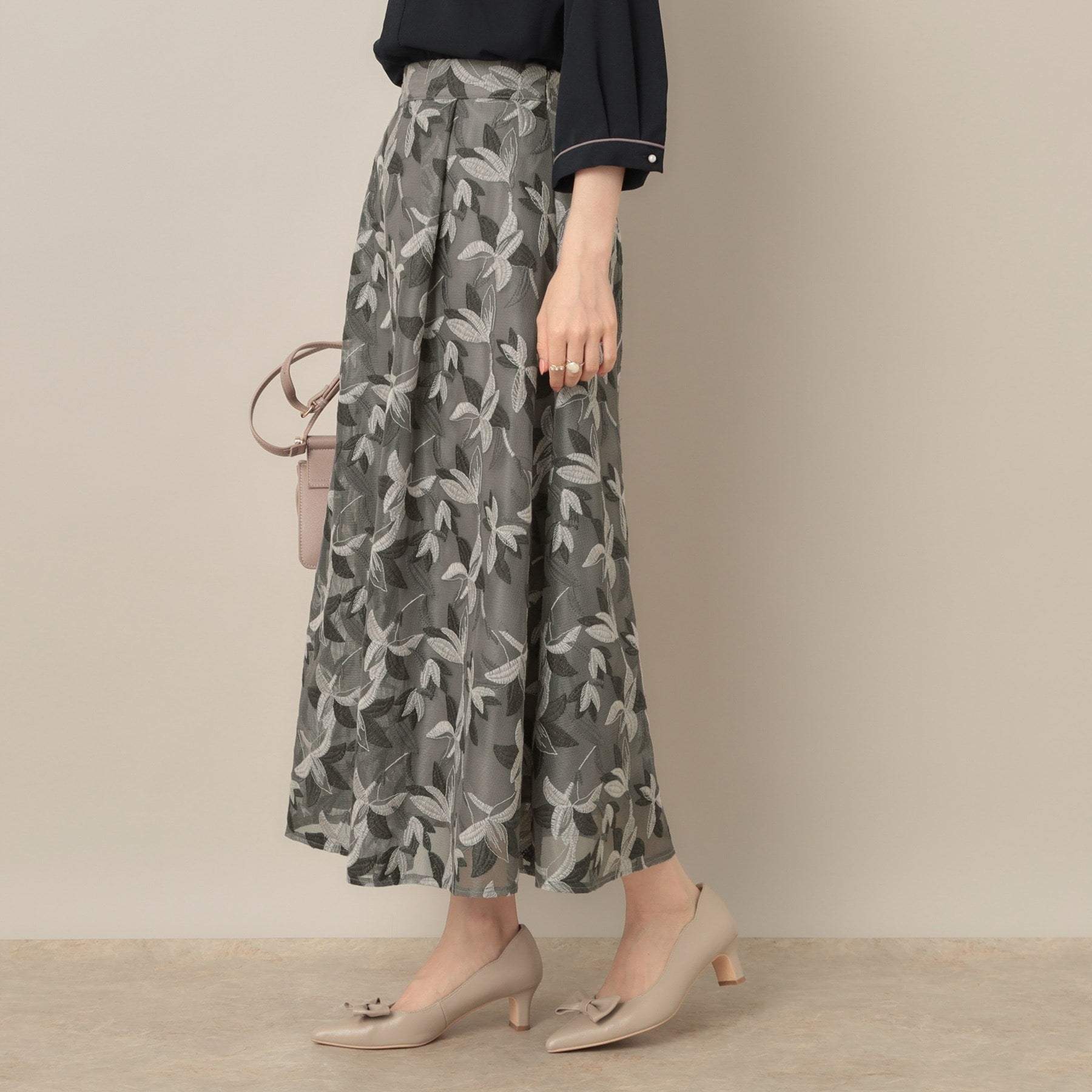 クチュール ブローチ Couture Brooch リンドウエンブロメッシュスカート （ブルー(491)） ブルー(491)