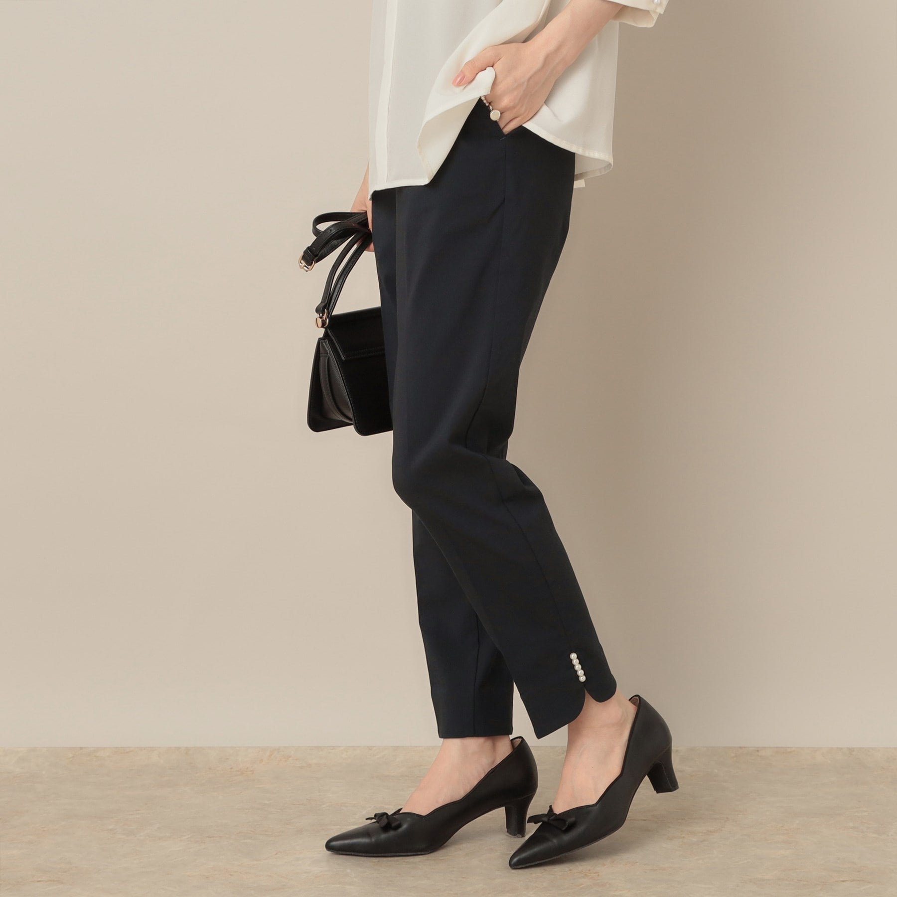 クチュール ブローチ Couture Brooch ポイントパール調ハイパーストレッチパンツ （ネイビー(094)） ネイビー(094)