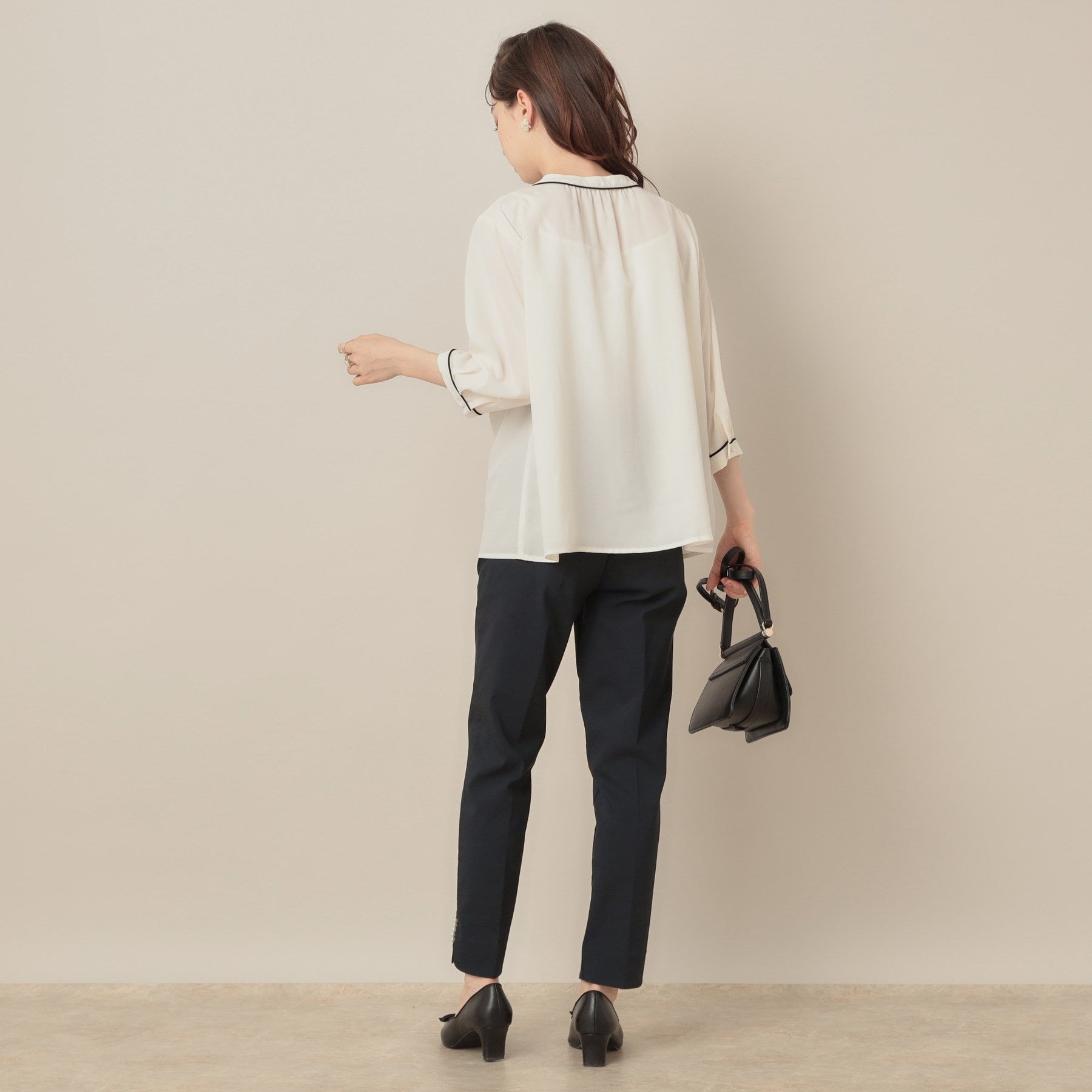 クチュール ブローチ Couture Brooch ポイントパール調ハイパーストレッチパンツ （ネイビー(094)） ネイビー(094)