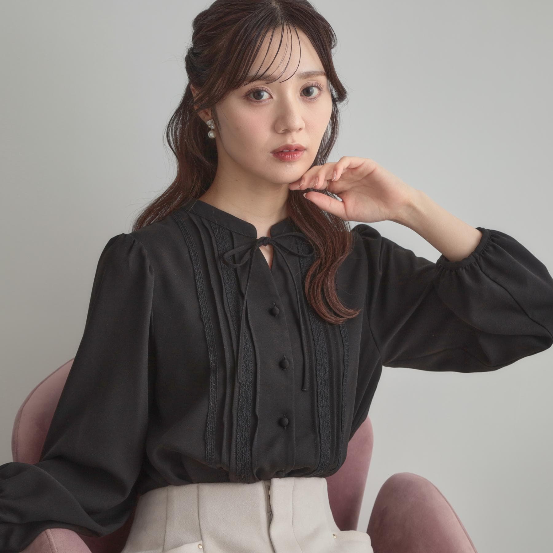 クチュール ブローチ Couture Brooch ピンタックレースブラウス （ブラック(019)） ブラック(019)