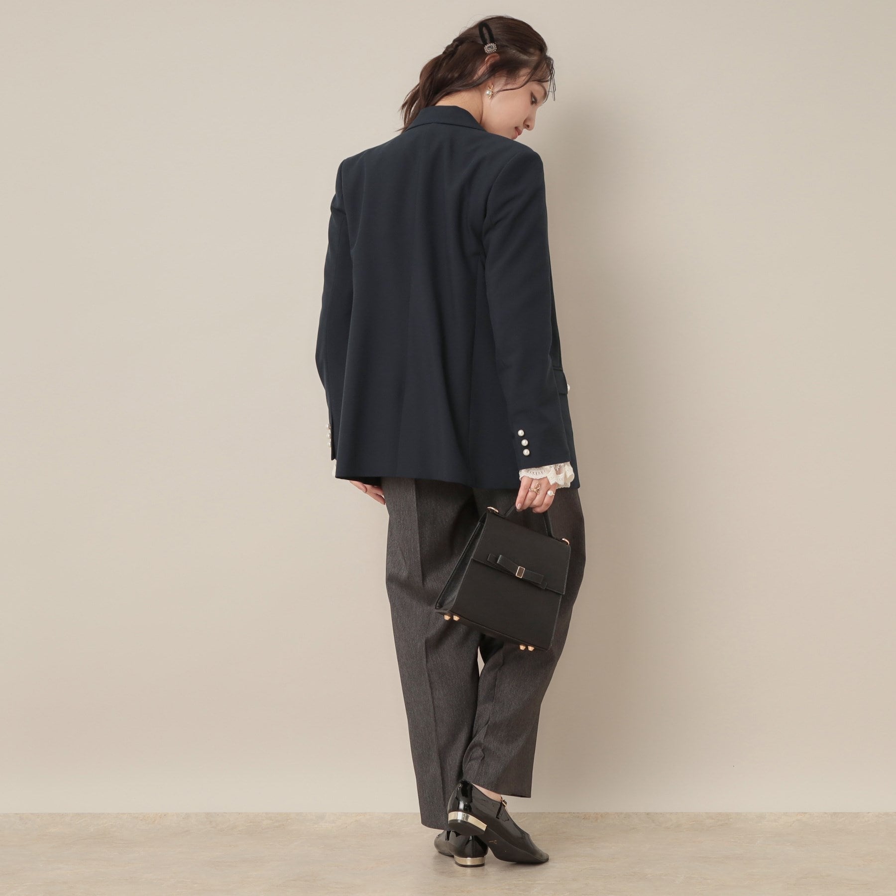 クチュール ブローチ Couture Brooch レースカフス パール調釦テーラードジャケット （ネイビー(094)） ネイビー(094)