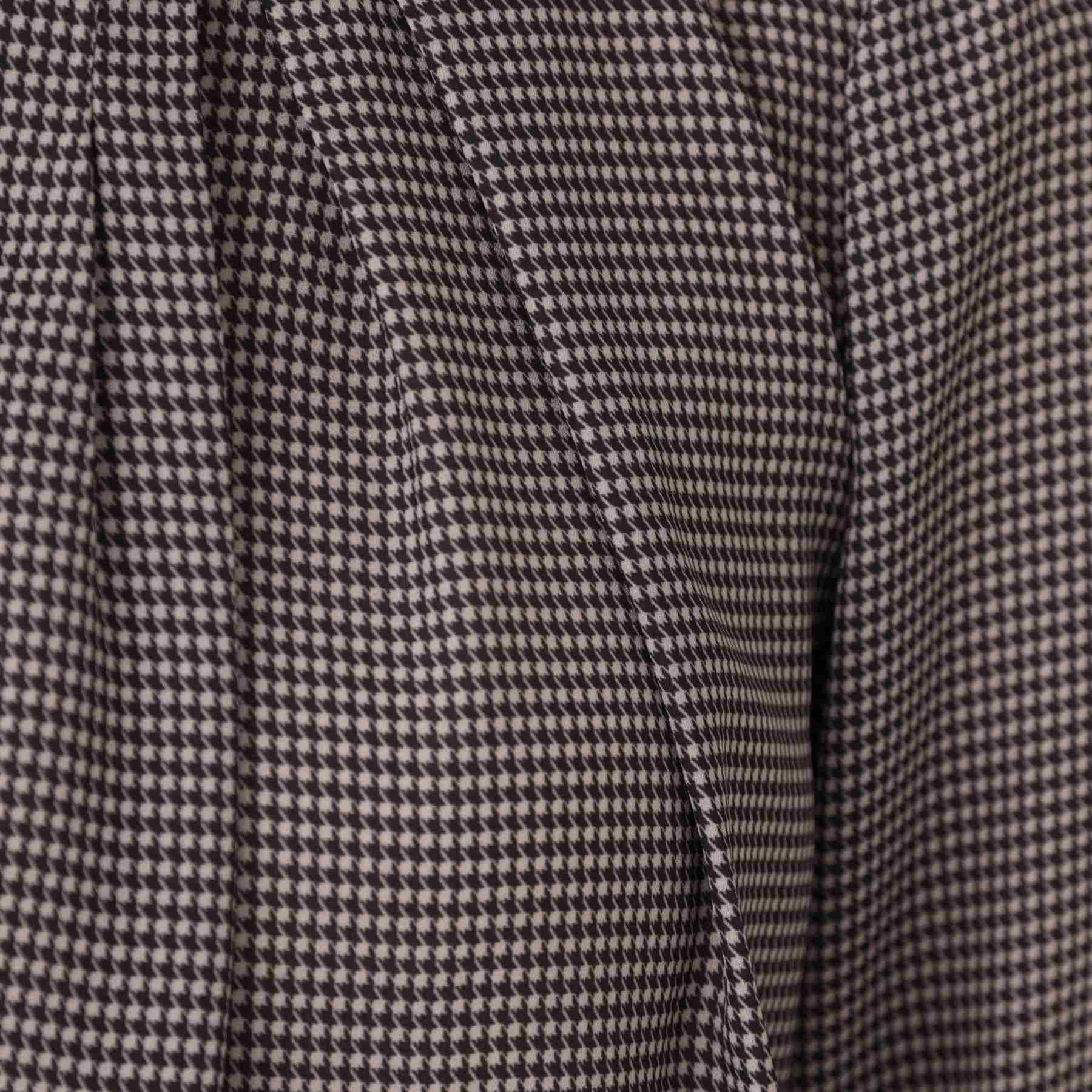 クチュール ブローチ Couture Brooch 【大人可愛い・パール取り外し・通勤】・タックタイチェック柄ブラウス （ブラック(119)） ブラック(119)