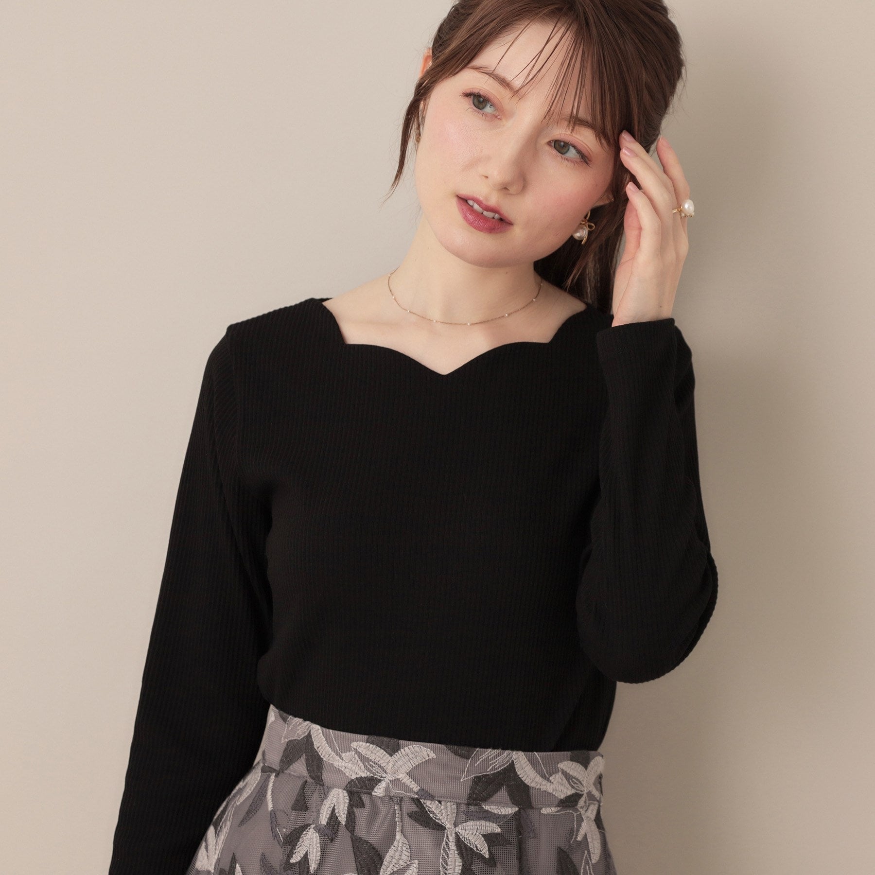 クチュール ブローチ Couture Brooch ハートネックテレコプルオーバー （ブラック(019)） ブラック(019)