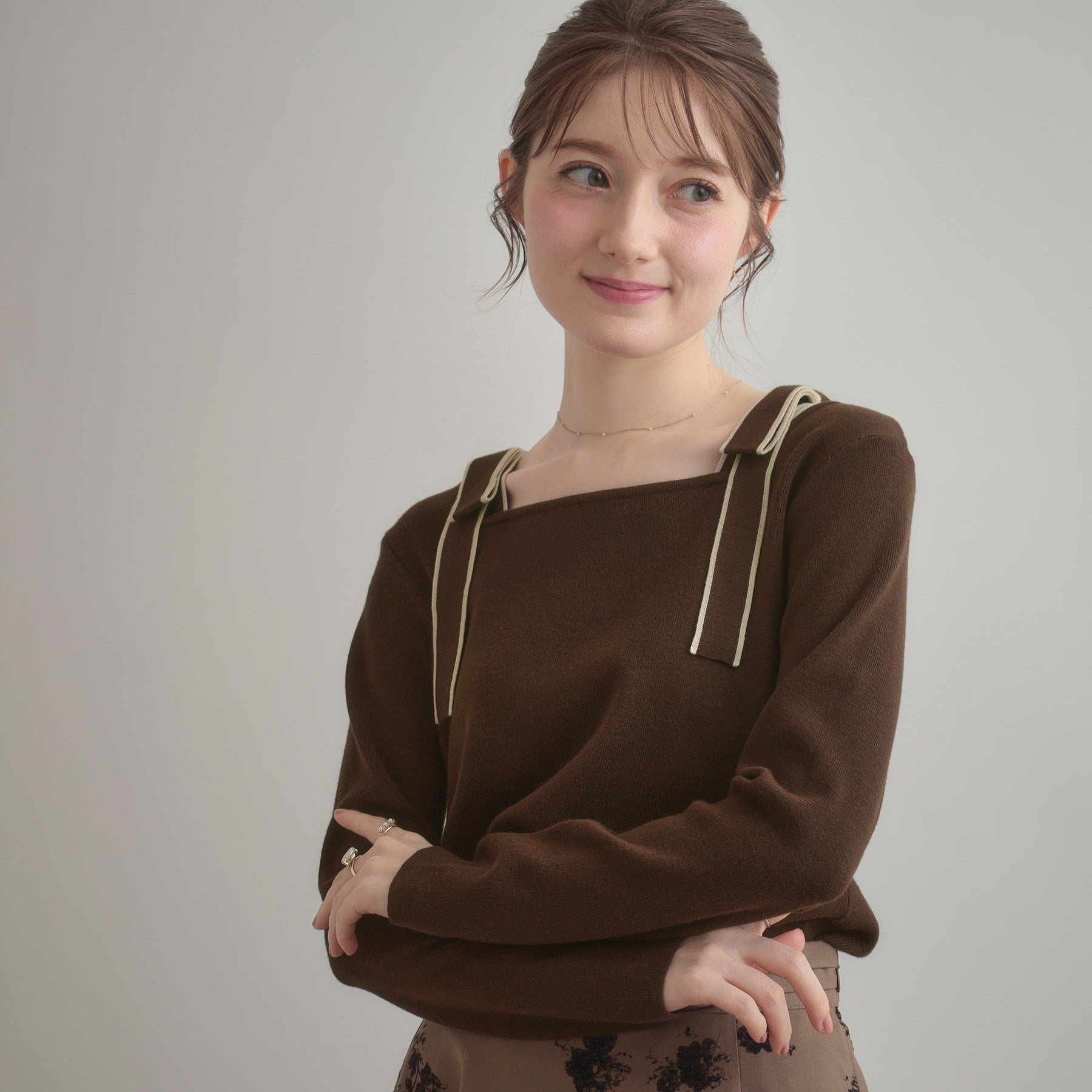 クチュール ブローチ Couture Brooch 配色リボン総針ニットトップス （アイボリー(004)） アイボリー(004)