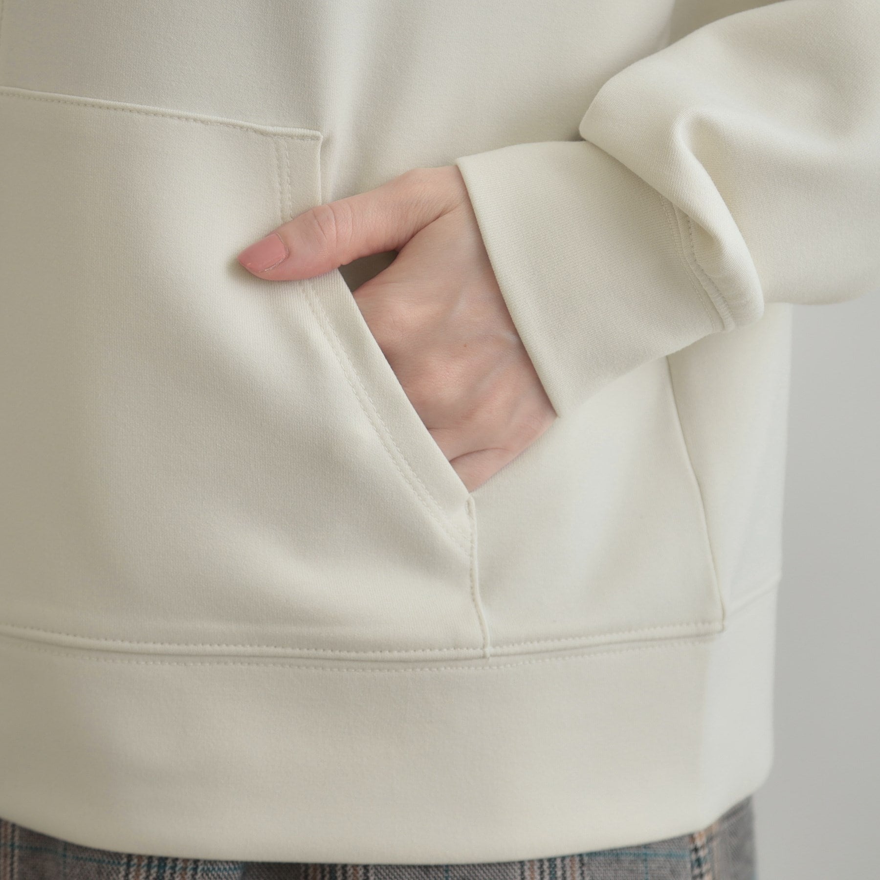 クチュール ブローチ Couture Brooch リボン刺繍ダンボールZIPフーディ （ブラック(019)） ブラック(019)