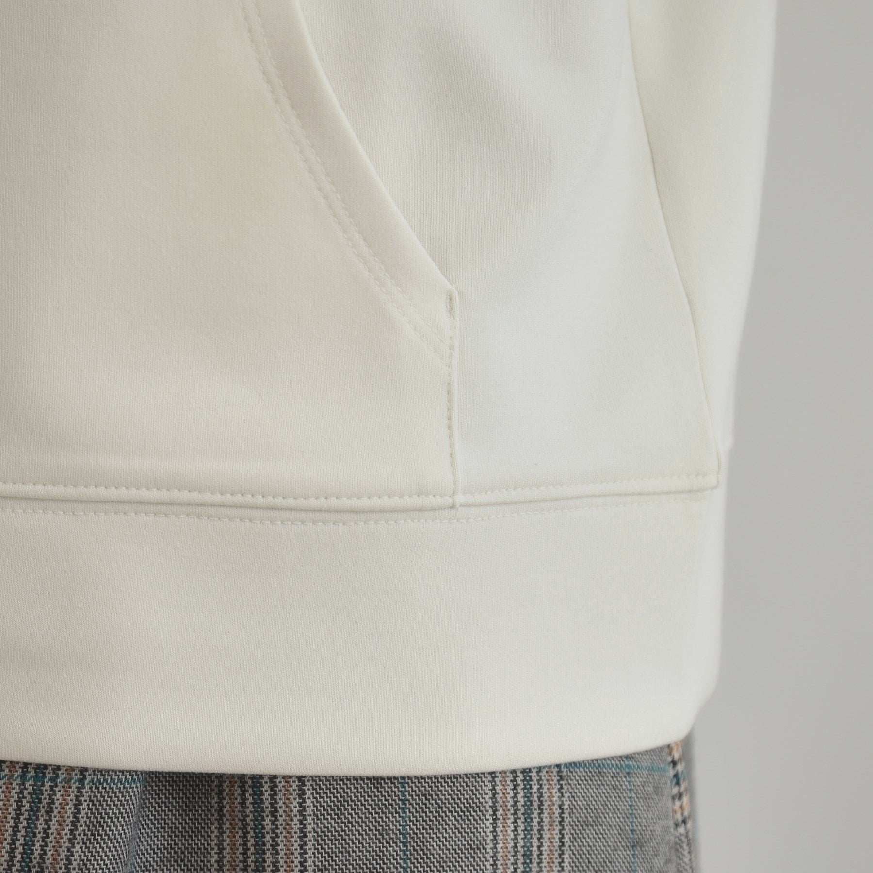 クチュール ブローチ Couture Brooch リボン刺繍ダンボールZIPフーディ （ブラック(019)） ブラック(019)