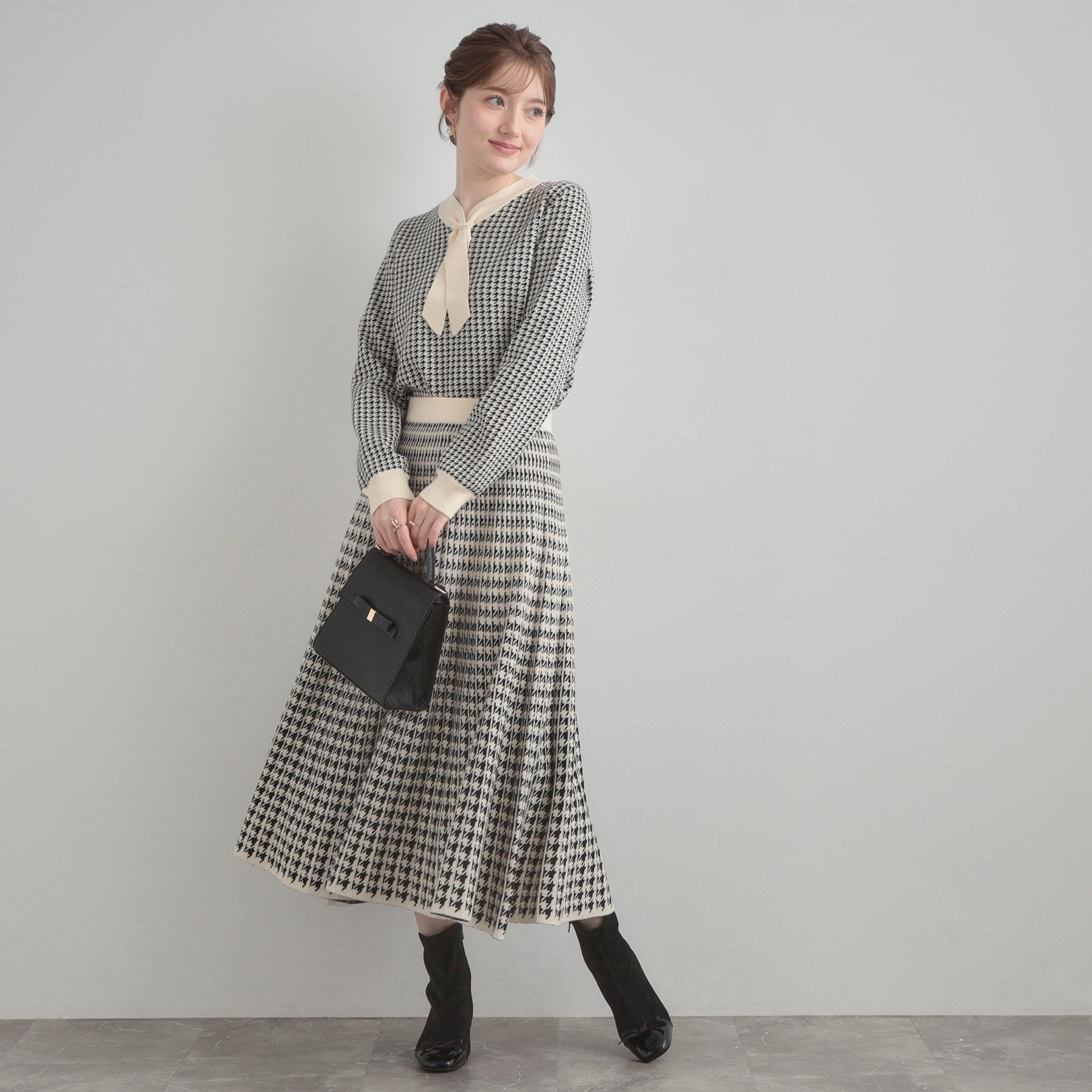 クチュール ブローチ Couture Brooch 千鳥JQニットプリーツスカート （ネイビー(294)） ネイビー(294)