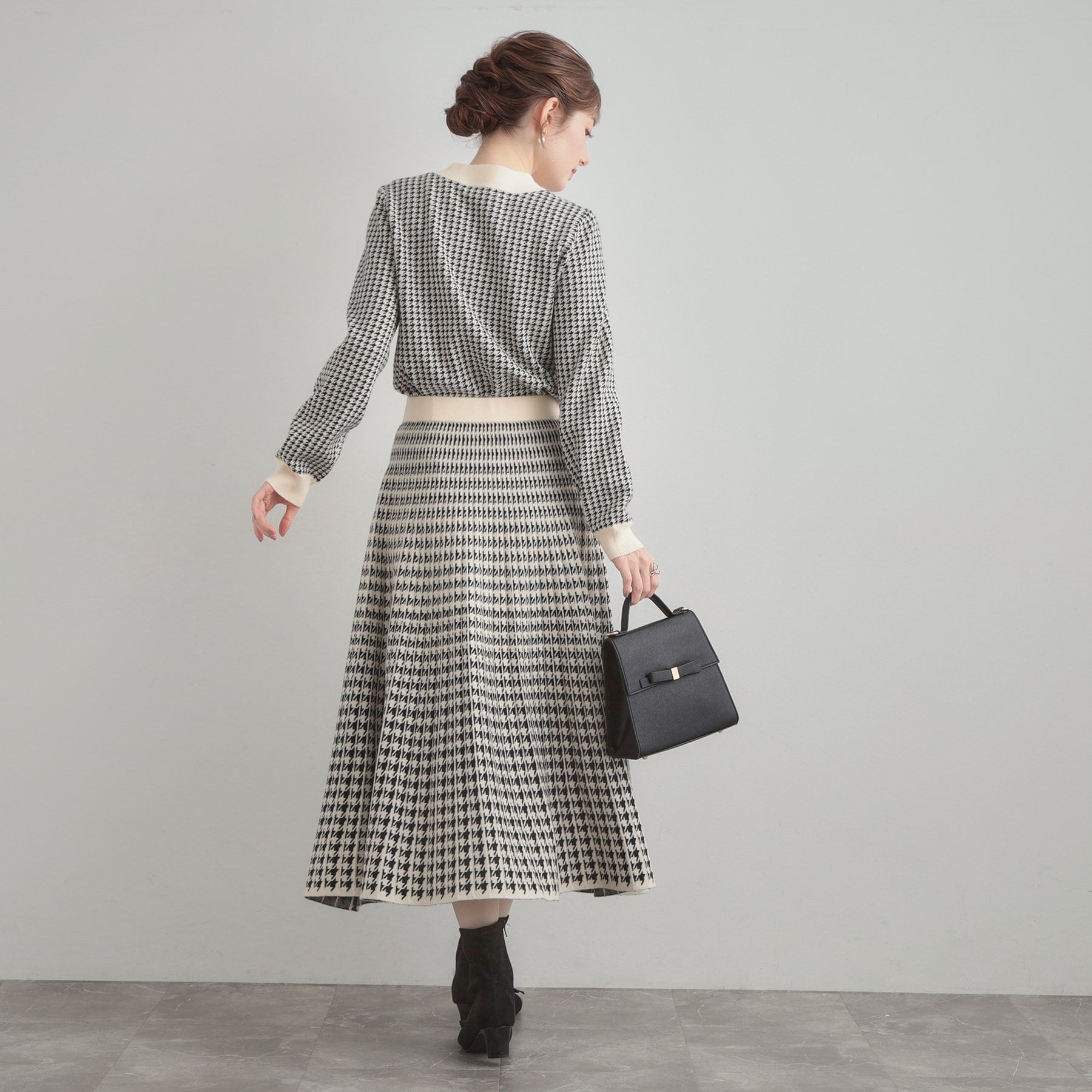 クチュール ブローチ Couture Brooch 千鳥JQニットプリーツスカート （ネイビー(294)） ネイビー(294)