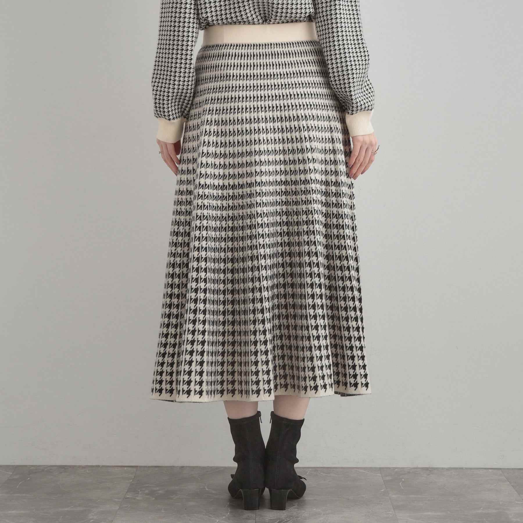 クチュール ブローチ Couture Brooch 千鳥JQニットプリーツスカート （ネイビー(294)） ネイビー(294)