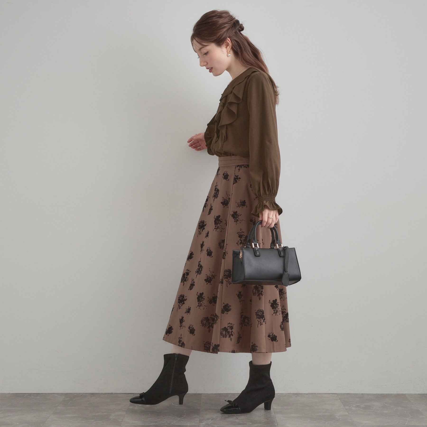 クチュール ブローチ Couture Brooch ラッフルフリルブラウス （ライトグレー(011)） ライトグレー(011)