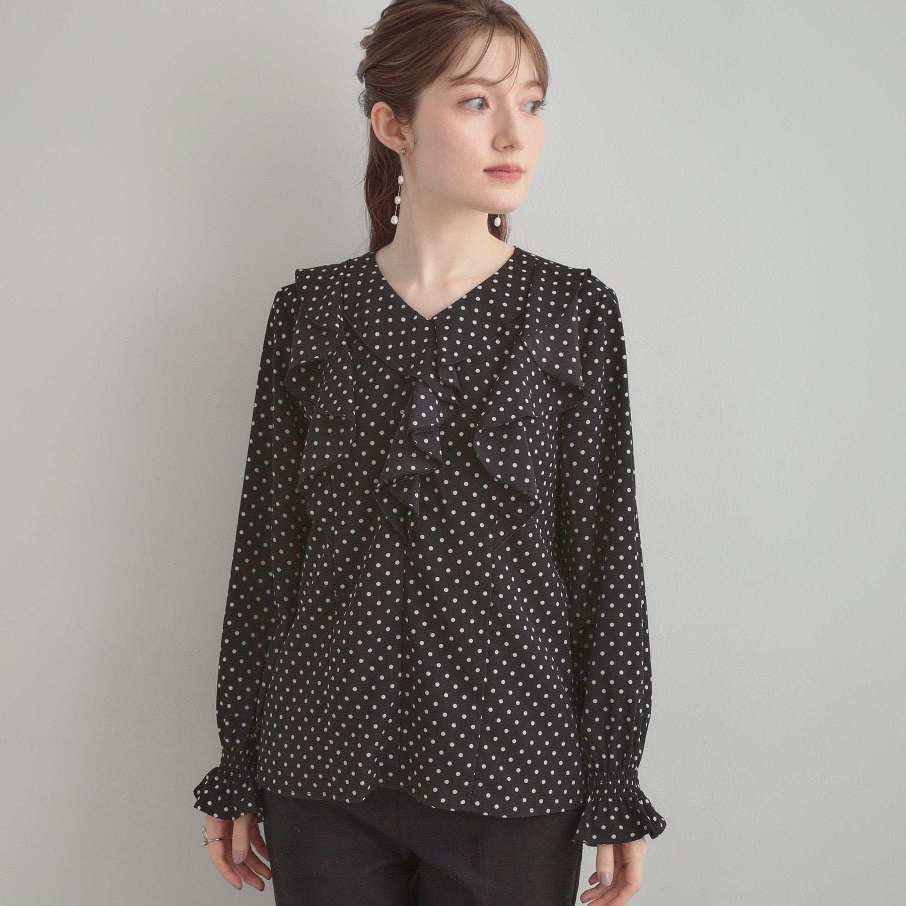 クチュール ブローチ Couture Brooch ラッフルフリルブラウス （ライトグレー(011)） ライトグレー(011)