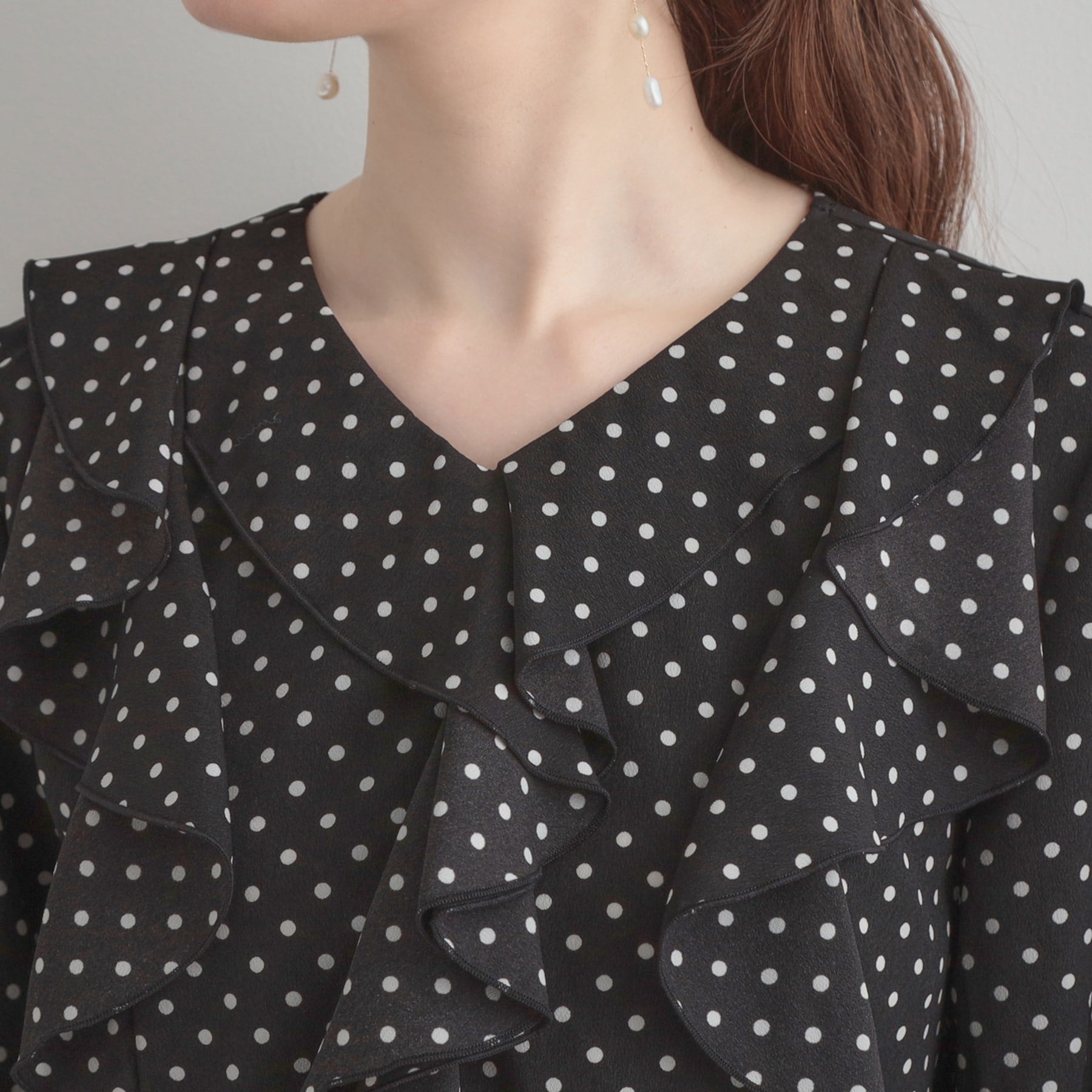 クチュール ブローチ Couture Brooch ラッフルフリルブラウス （ライトグレー(011)） ライトグレー(011)