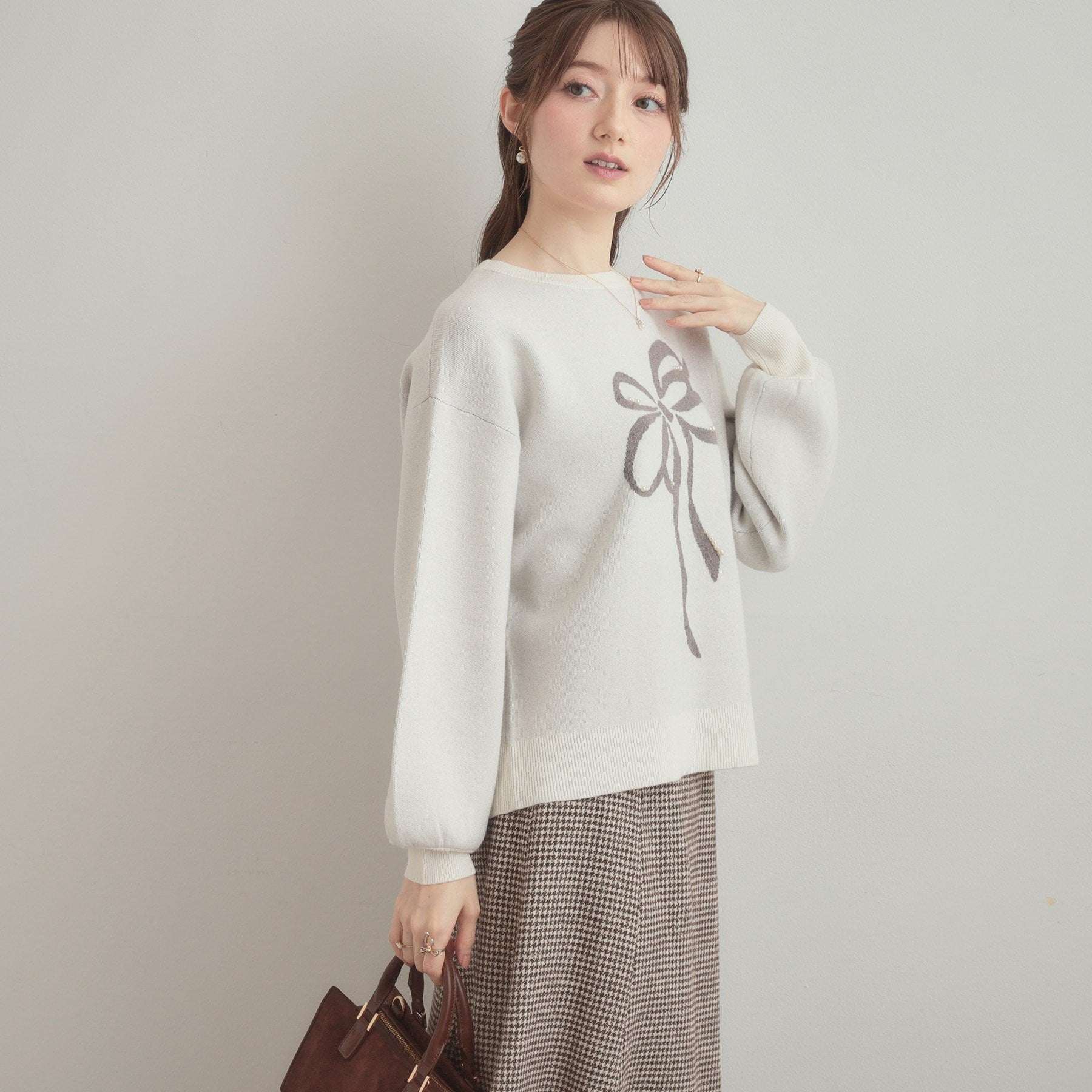 クチュール ブローチ Couture Brooch リボンジャガードニットトップス （オフホワイト(103)） オフホワイト(103)