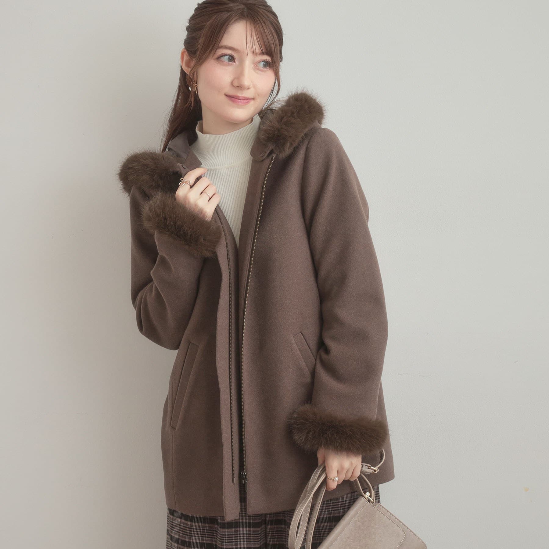 クチュール ブローチ Couture Brooch フードファーハーフ丈コート （モカブラウン(042)） モカブラウン(042)