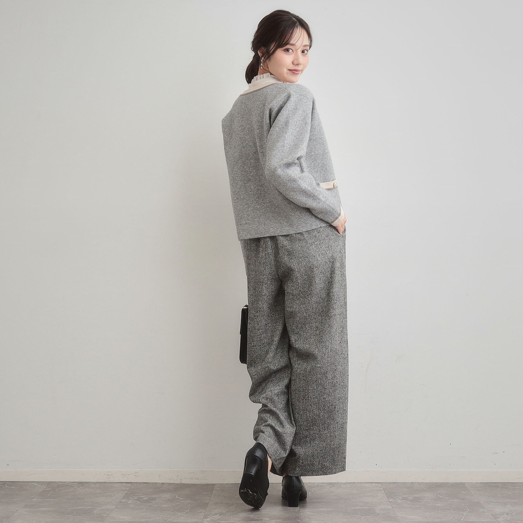 クチュール ブローチ Couture Brooch 【通勤・大人上品】ムースタッチジャカード 配色スカラカーディ （ブラック(019)） ブラック(019)