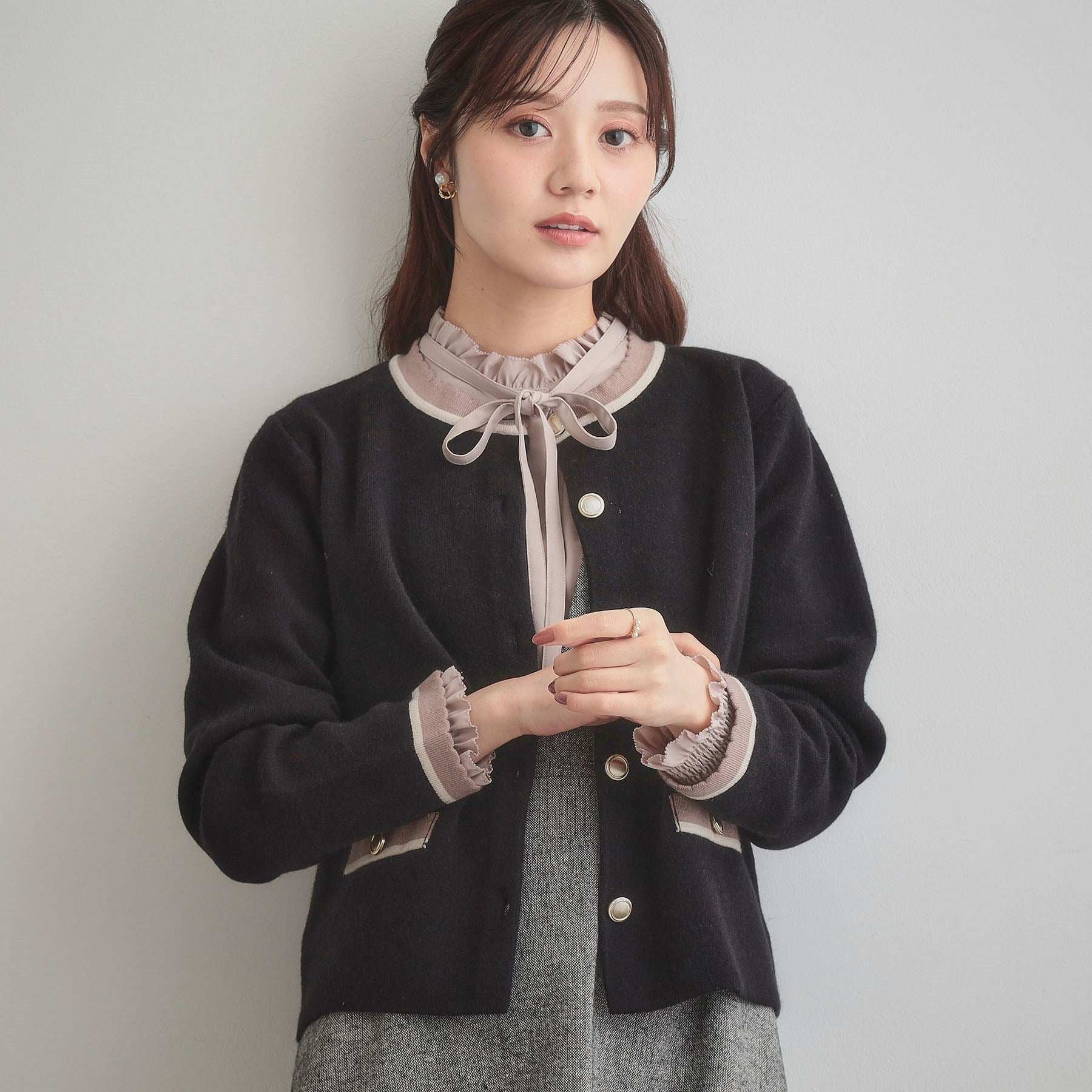 クチュール ブローチ Couture Brooch 【通勤・大人上品】ムースタッチジャカード 配色スカラカーディ （ブラック(019)） ブラック(019)