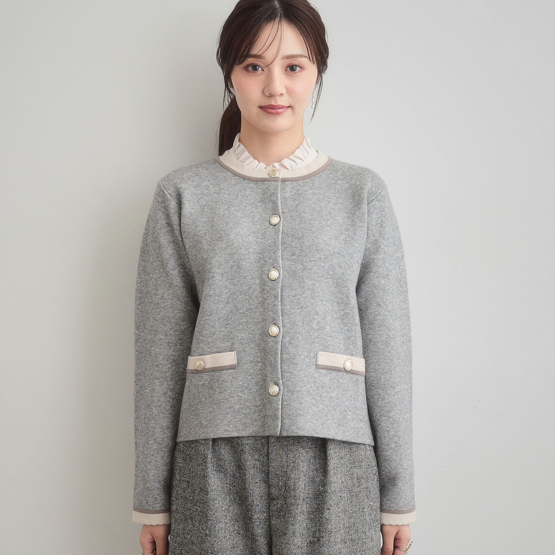 クチュール ブローチ Couture Brooch 【通勤・大人上品】ムースタッチジャカード 配色スカラカーディ （ブラック(019)） ブラック(019)