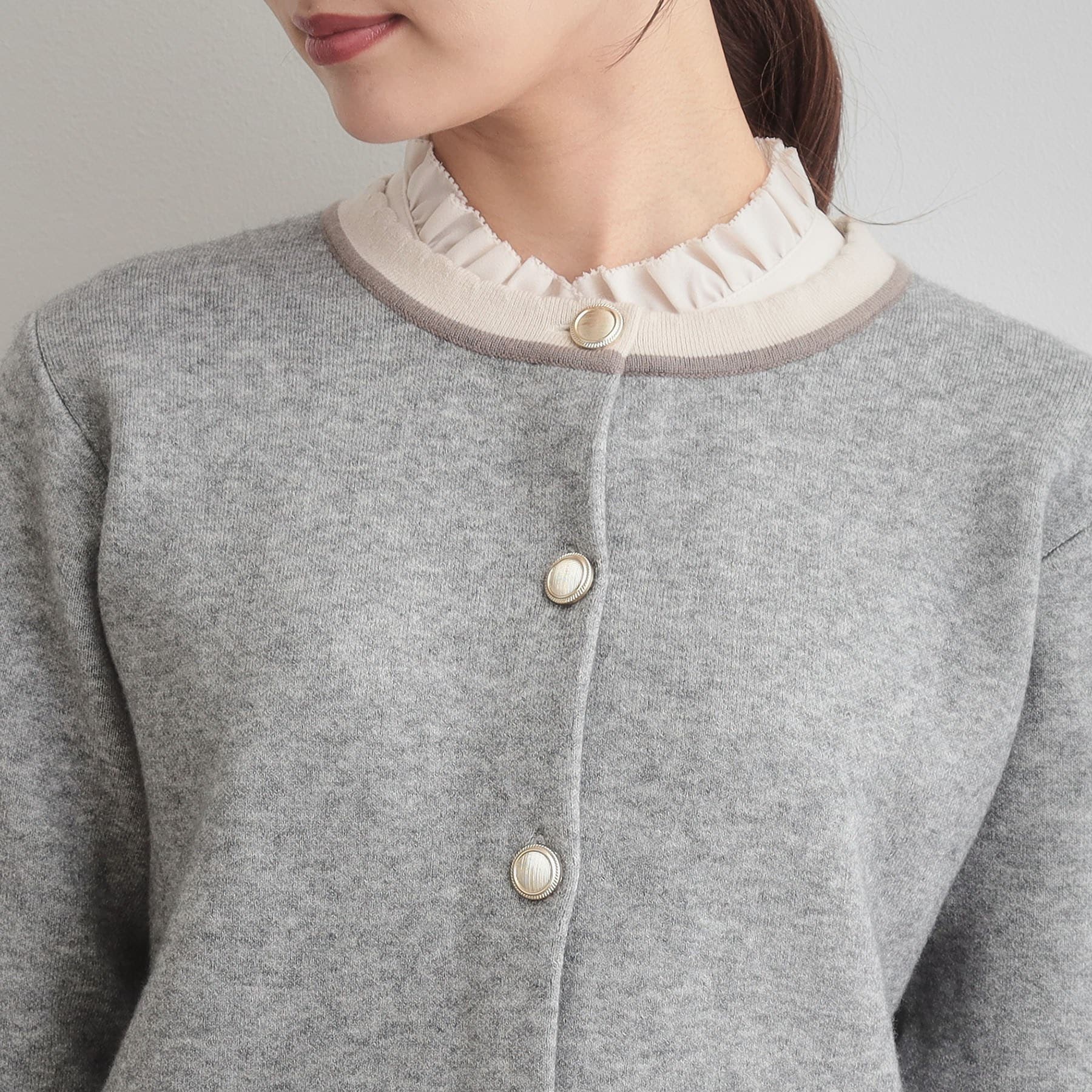 クチュール ブローチ Couture Brooch 【通勤・大人上品】ムースタッチジャカード 配色スカラカーディ （ブラック(019)） ブラック(019)