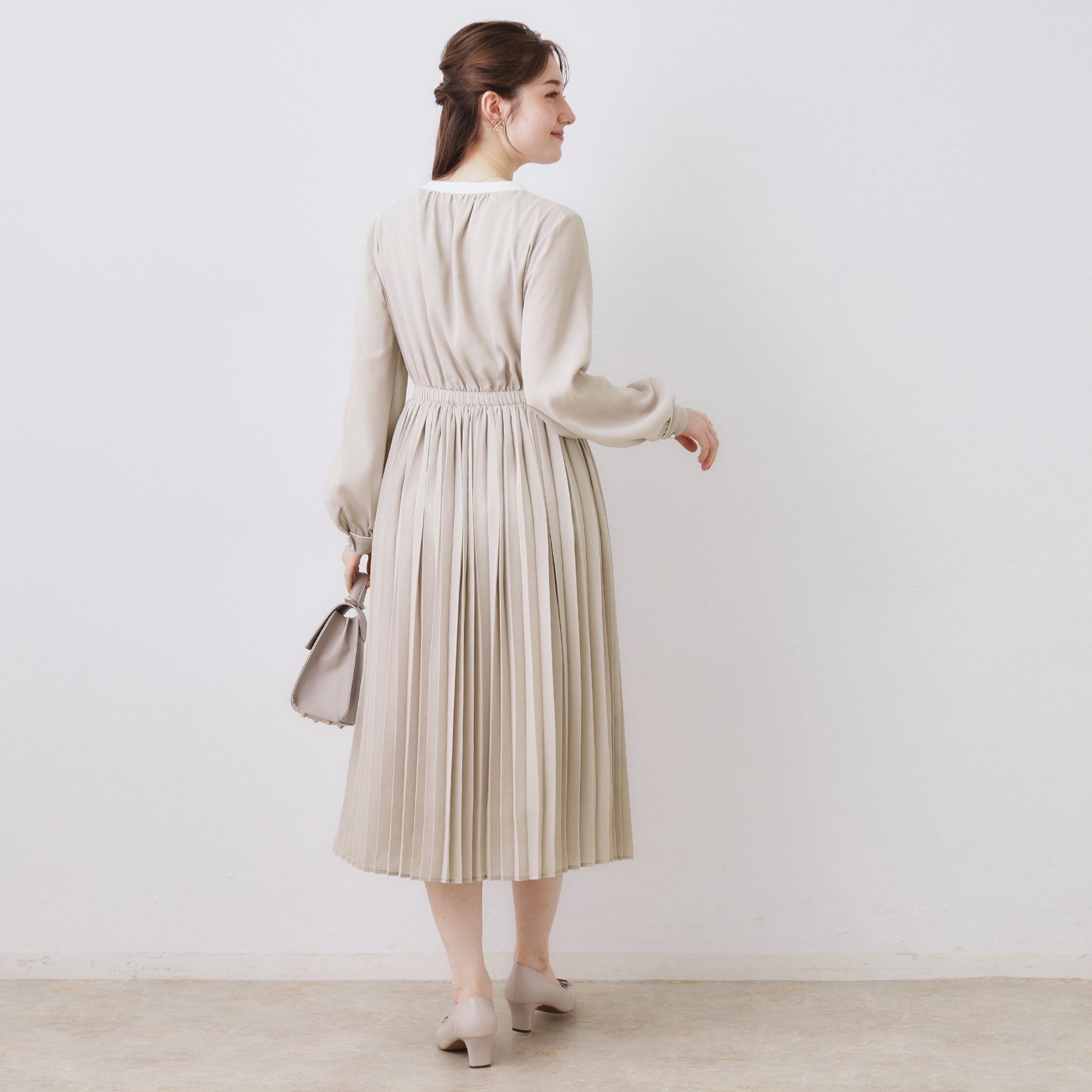 クチュール ブローチ Couture Brooch 配色シフォンプリーツワンピース （ネイビー(094)） ネイビー(094)