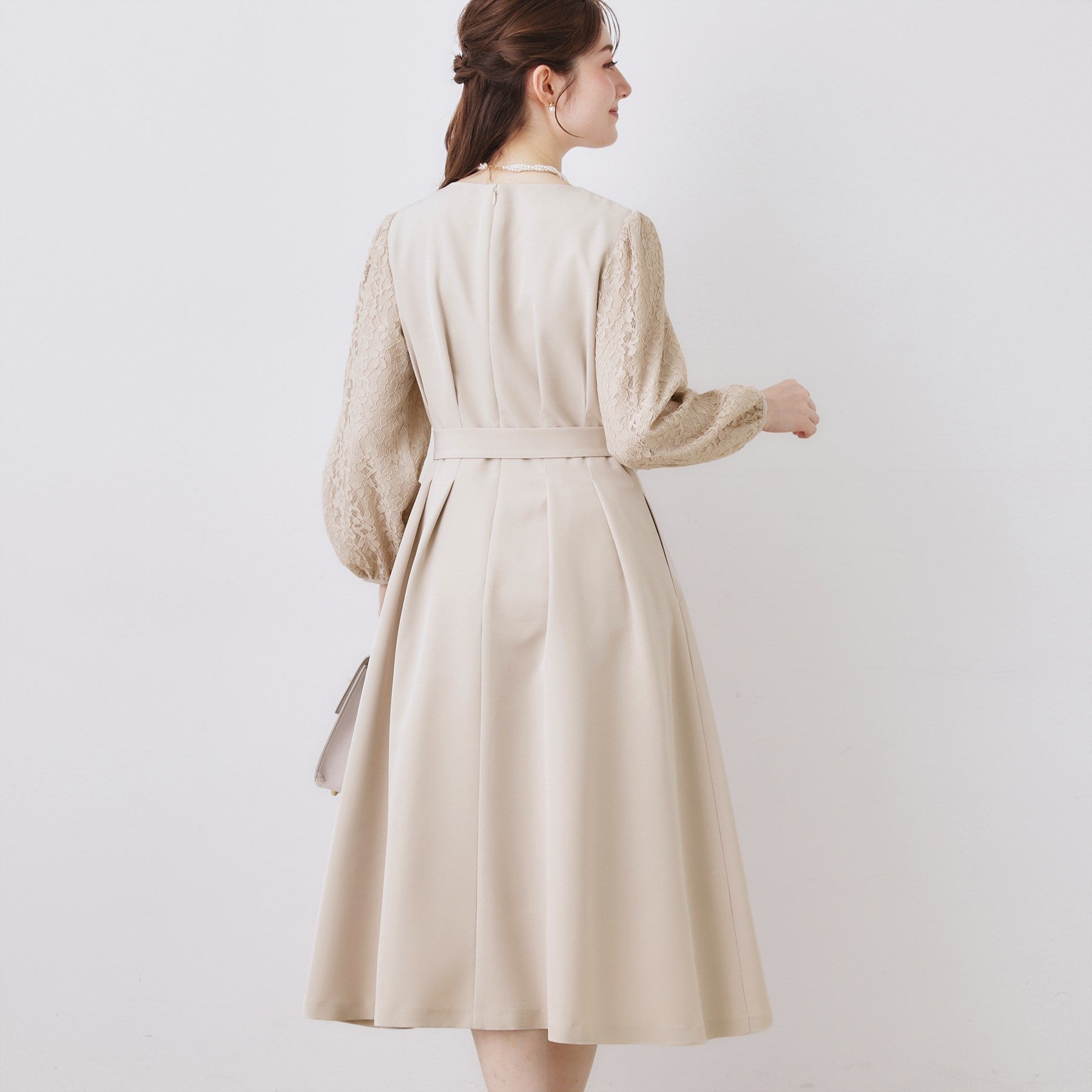 クチュール ブローチ Couture Brooch レース袖タックフレアワンピース （ピンクベージュ(053)） ピンクベージュ(053)
