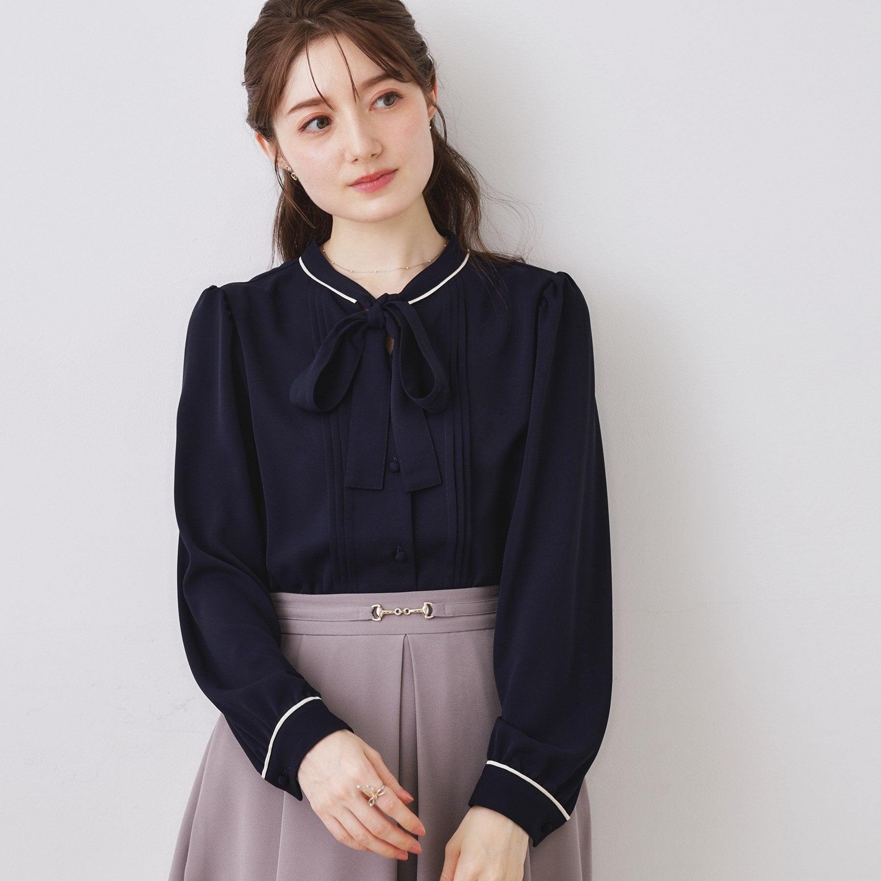 クチュール ブローチ Couture Brooch 配色タックタイブラウス （ピンクベージュ(553)） ピンクベージュ(553)