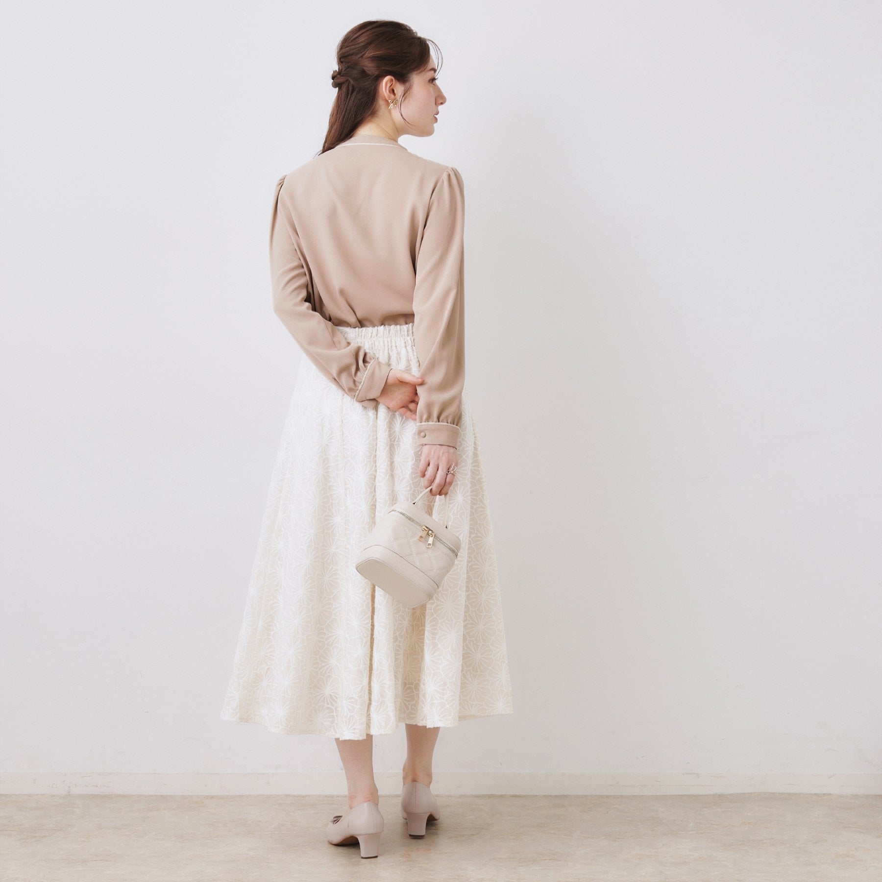 クチュール ブローチ Couture Brooch 配色タックタイブラウス （アイボリー(504)） アイボリー(504)