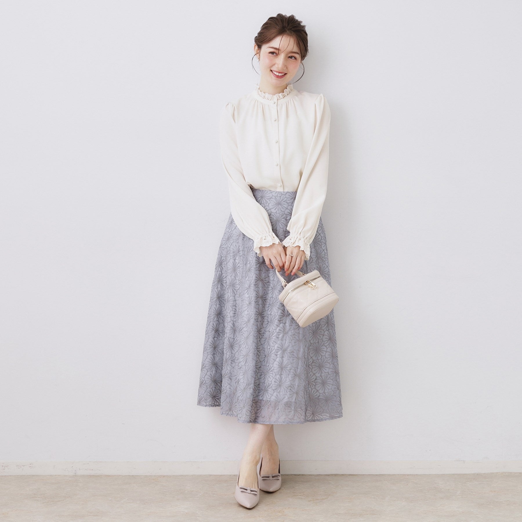 クチュール ブローチ Couture Brooch 前後2WAYエンブロレースブラウス （ライトピンク(070)） ライトピンク(070)