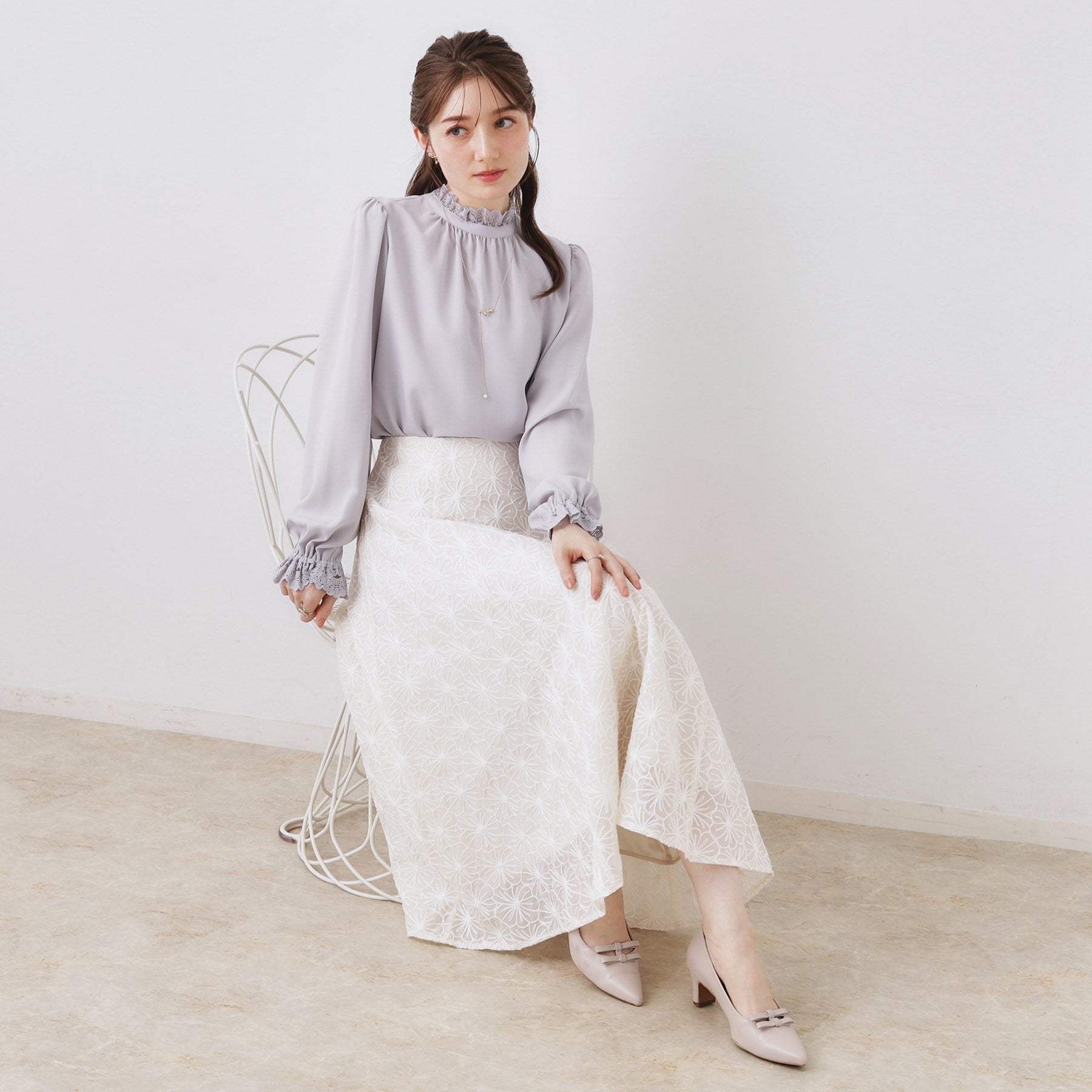 クチュール ブローチ Couture Brooch 前後2WAYエンブロレースブラウス （ライトピンク(070)） ライトピンク(070)